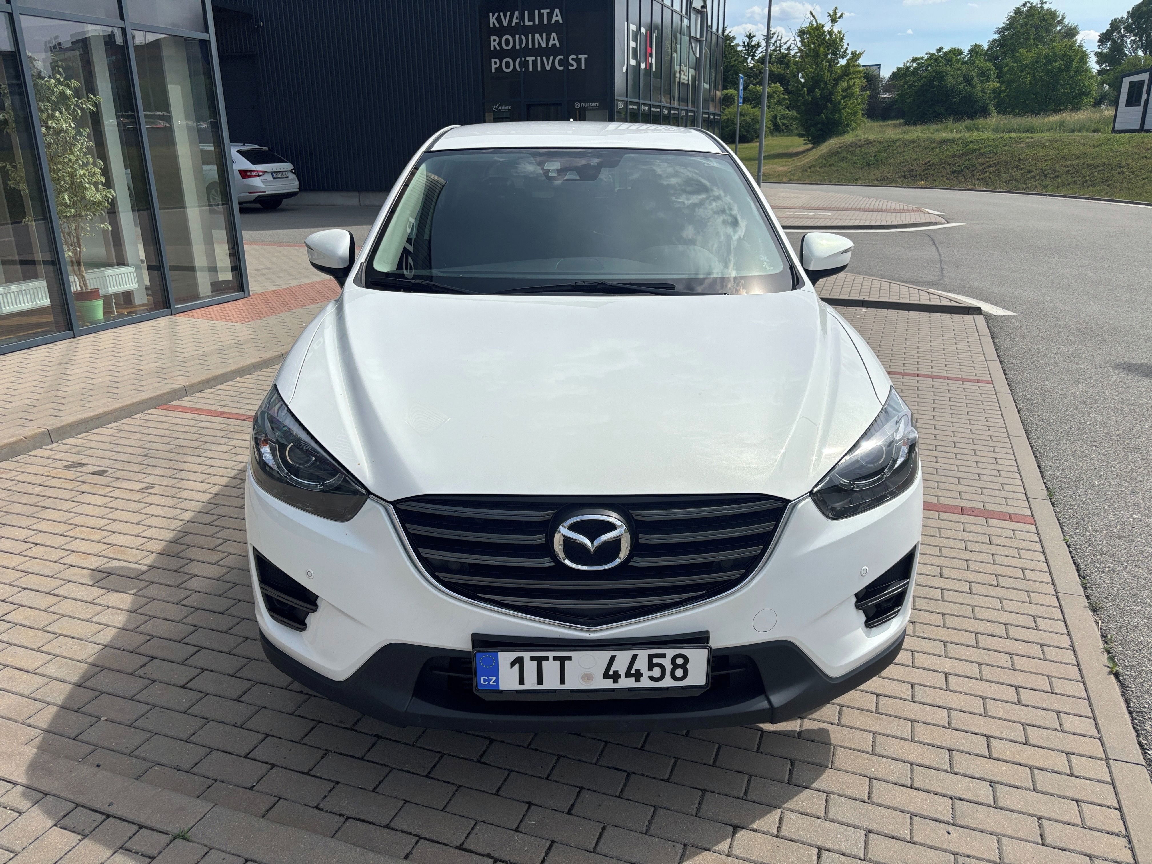 Mazda CX-5, 2.2 D SKYACTIV129KW ČR Automat - fotka 2
