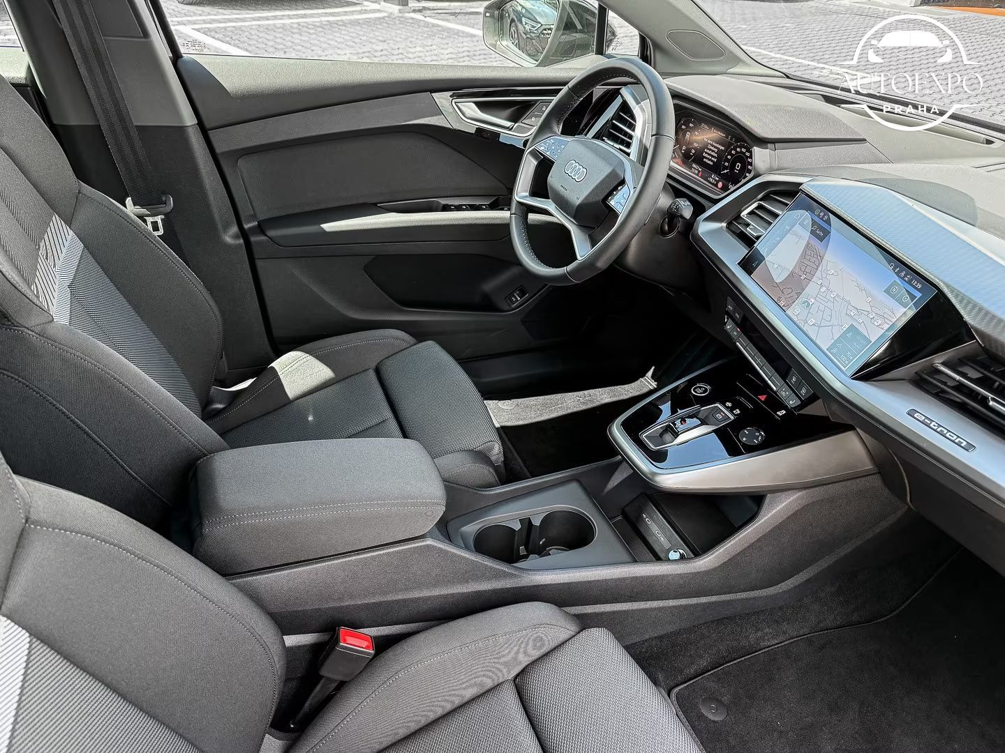 Audi Q4, 45 - fotka 6