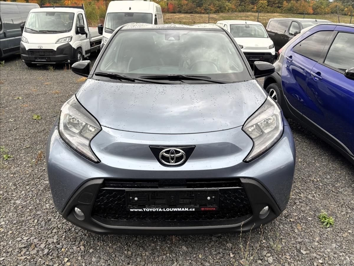Toyota Aygo, 1,0   X Style CVT - fotka 2