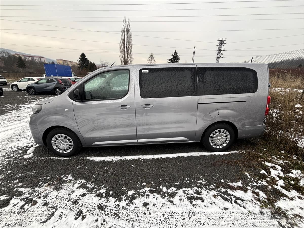 Toyota Proace Verso, 2,0   L2 Business 5D 9 míst - fotka 4