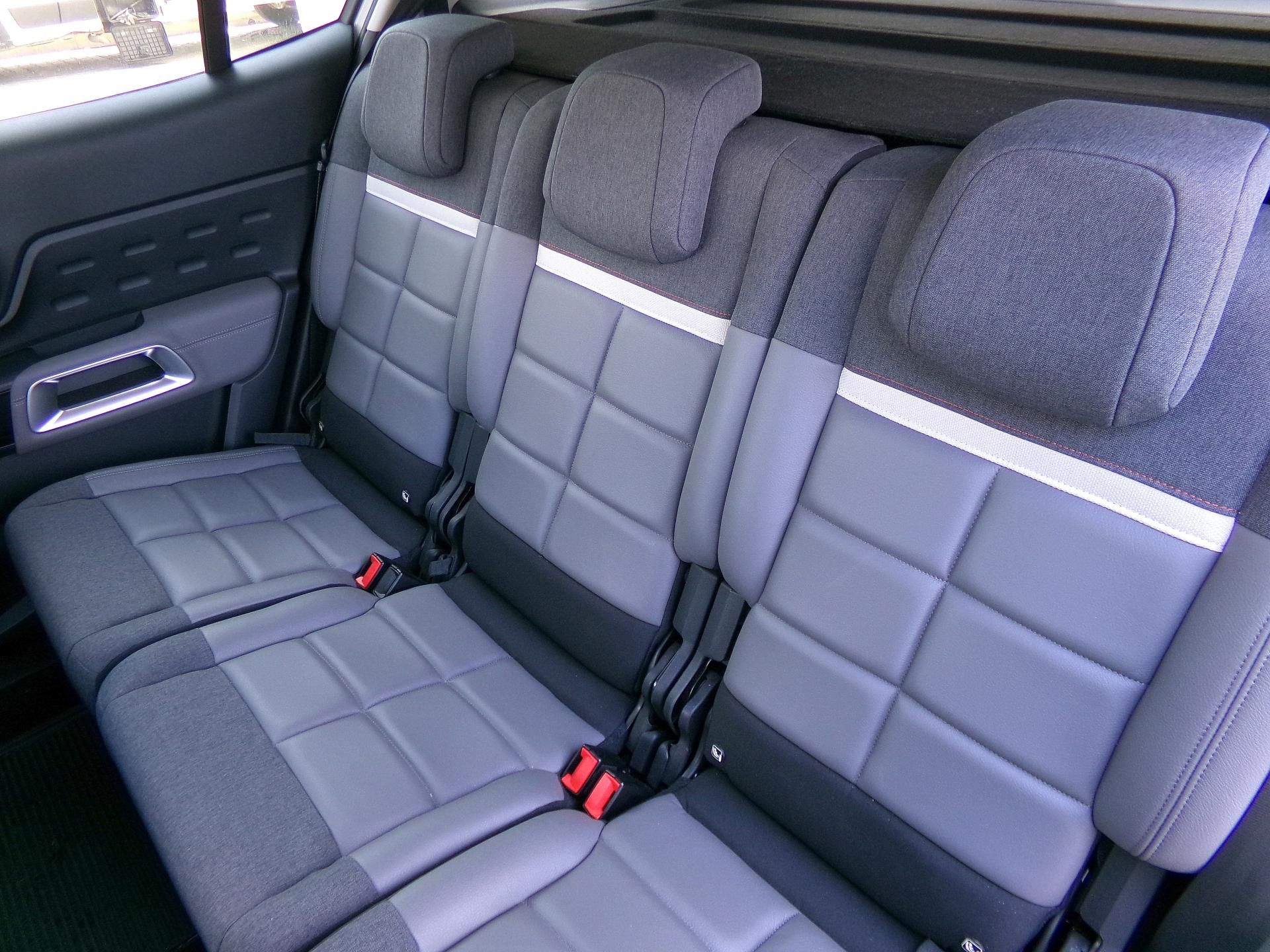 Citroën C5 Aircross, SHINE 2.0 BlueHDi 130kW AT8 - fotka 6
