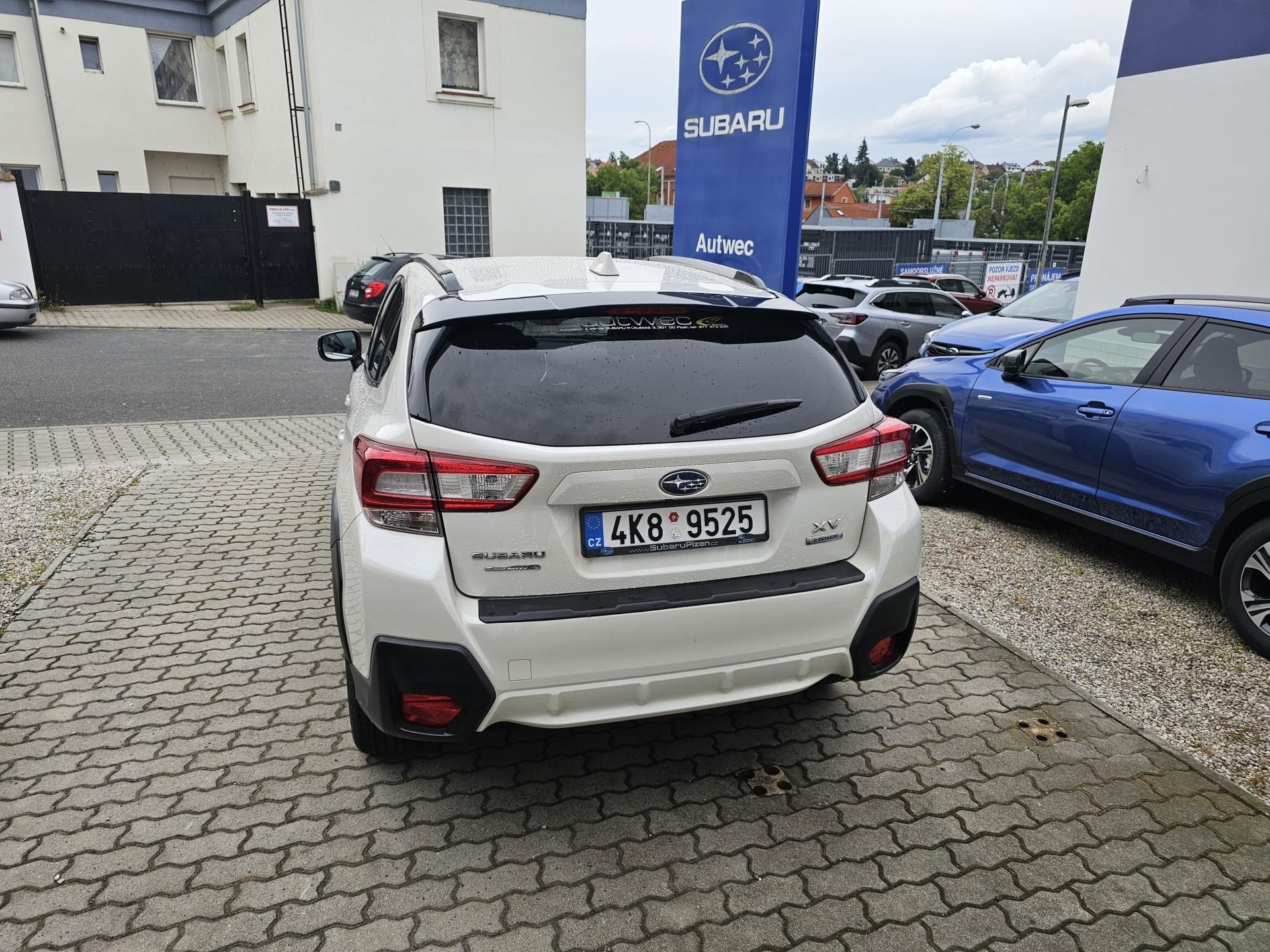 Subaru XV, Executive, kůže, NAVI,TOP stav - fotka 4