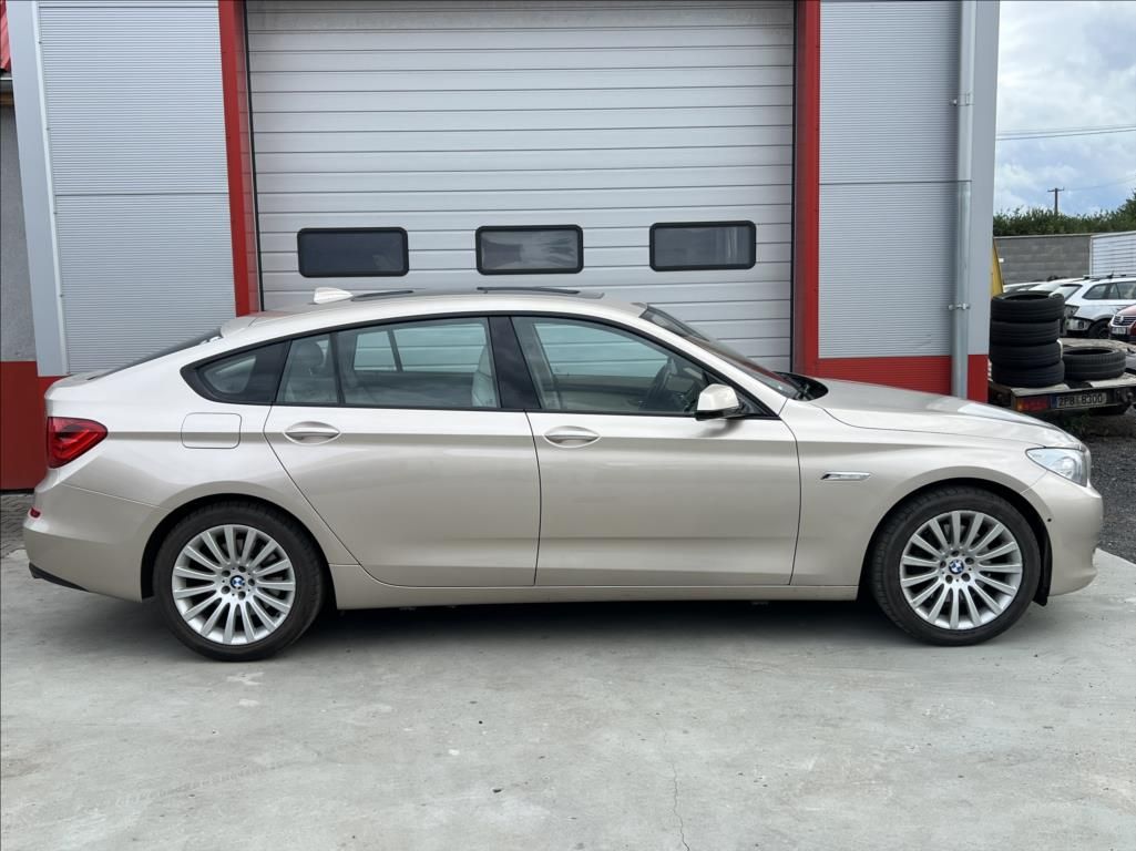 BMW Řada 5, 535d GT 1.mai. nové ČR - fotka 6