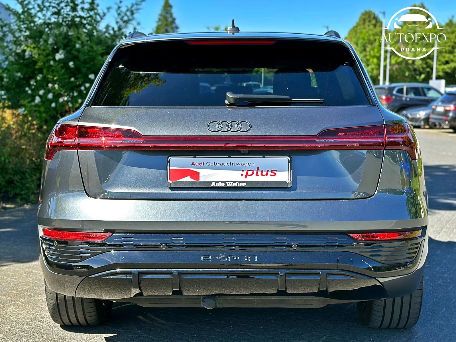 Audi Q8 e-tron, 55 qu S LINE - fotka 6