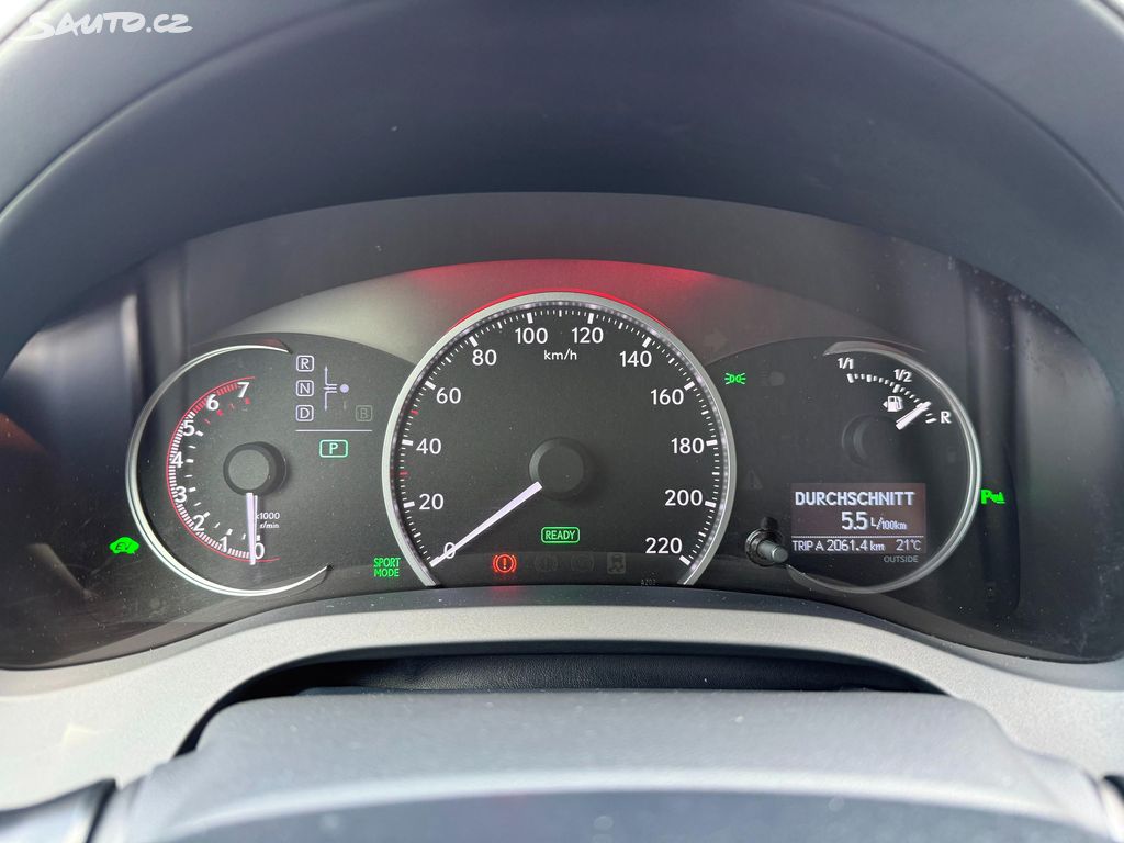 Lexus CT 200h, fotka 15