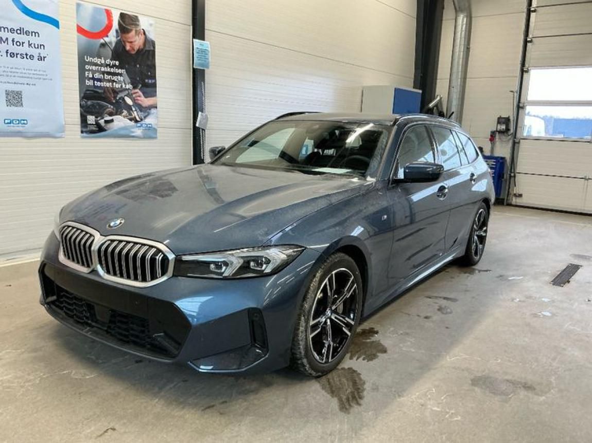 BMW Řada 3, 330i xDrive Touring