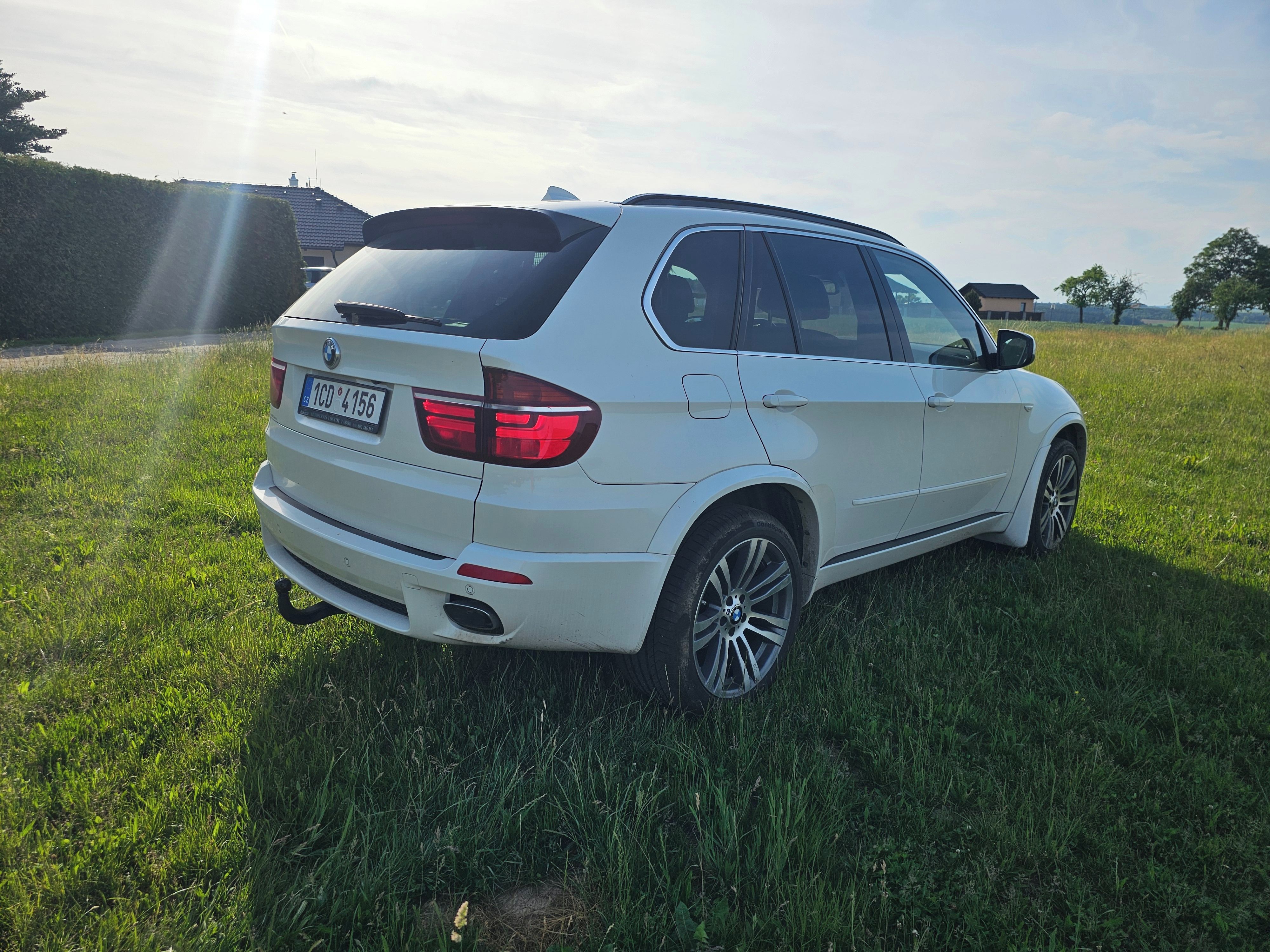 BMW X5 - fotka 5