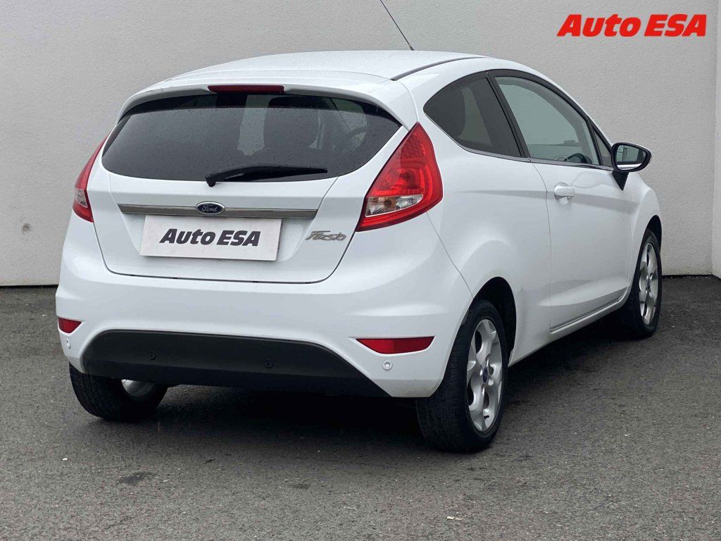 Ford Fiesta, 1.4,Titanium - fotka 4