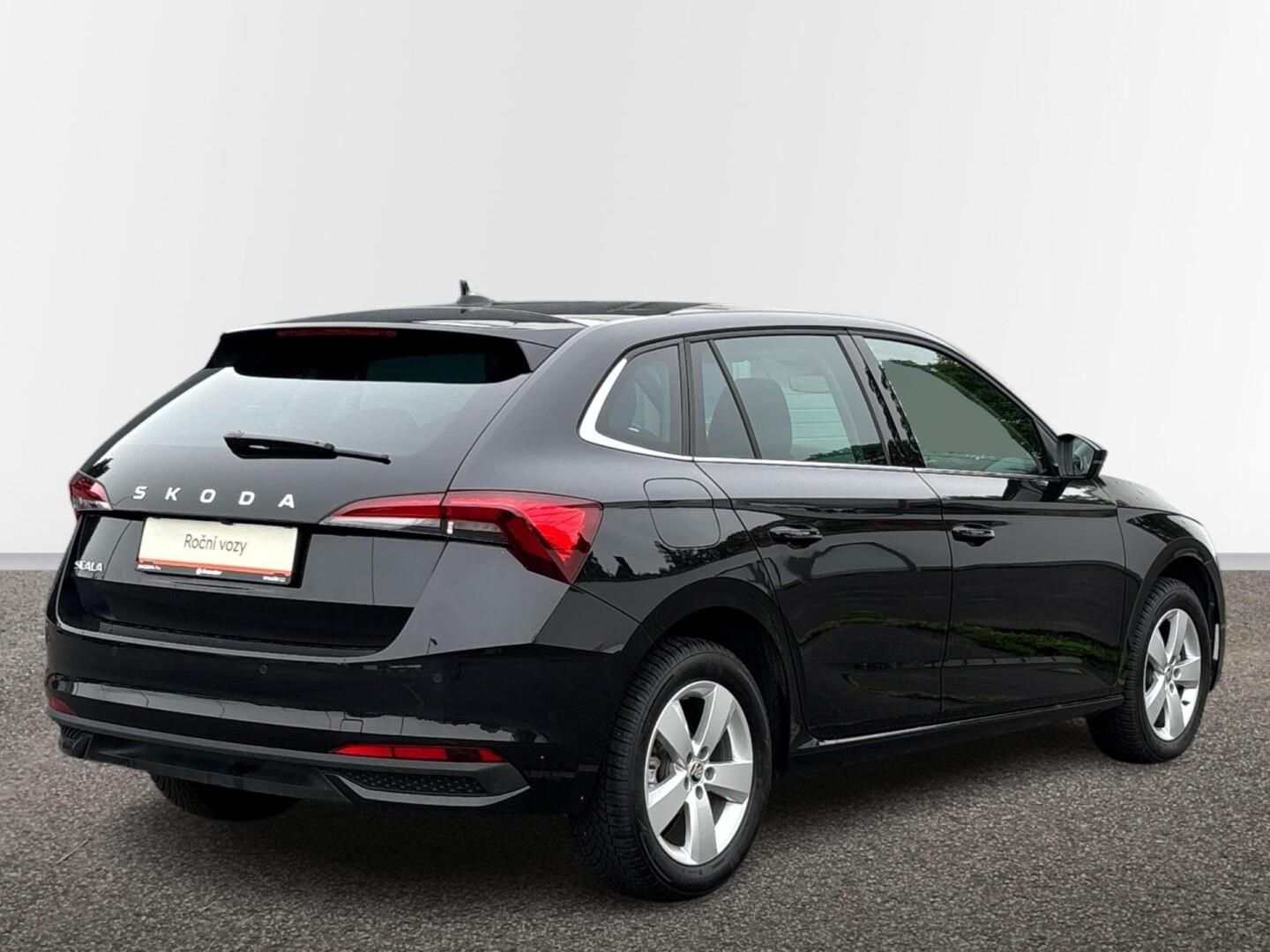 Škoda Scala, 1.0 TSI / 85 kW Top selection - fotka 2