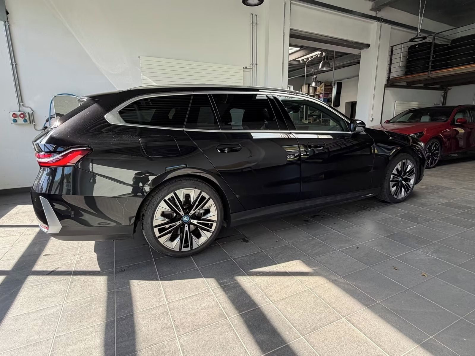 BMW i5, Touring 40eDrive Bowers*HUD - fotka 5