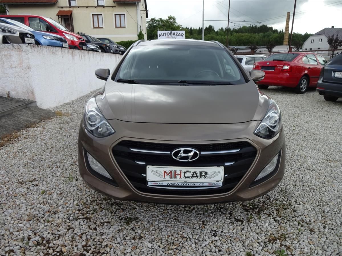 Hyundai i30, 1,6 CRDi  81kW - fotka 2