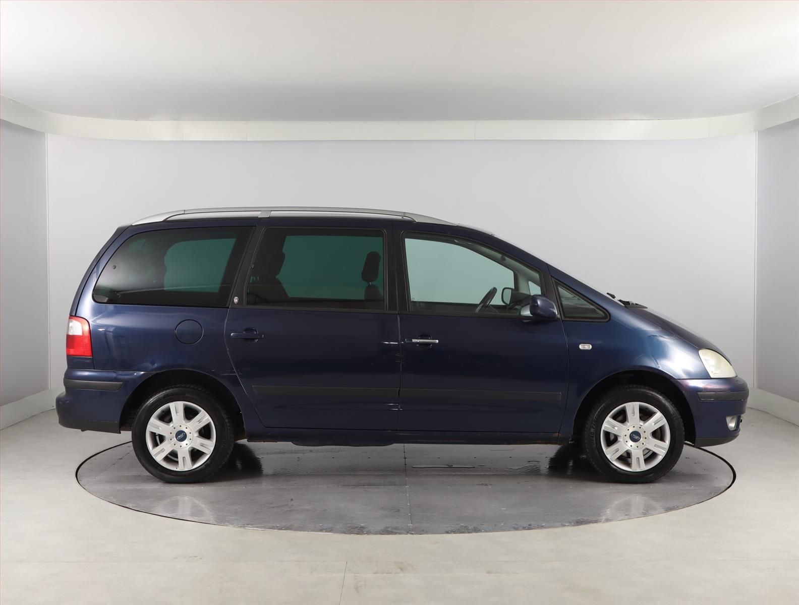 Ford Galaxy, 1.9 TDI, 6 míst, po STK, Klima - fotka 6