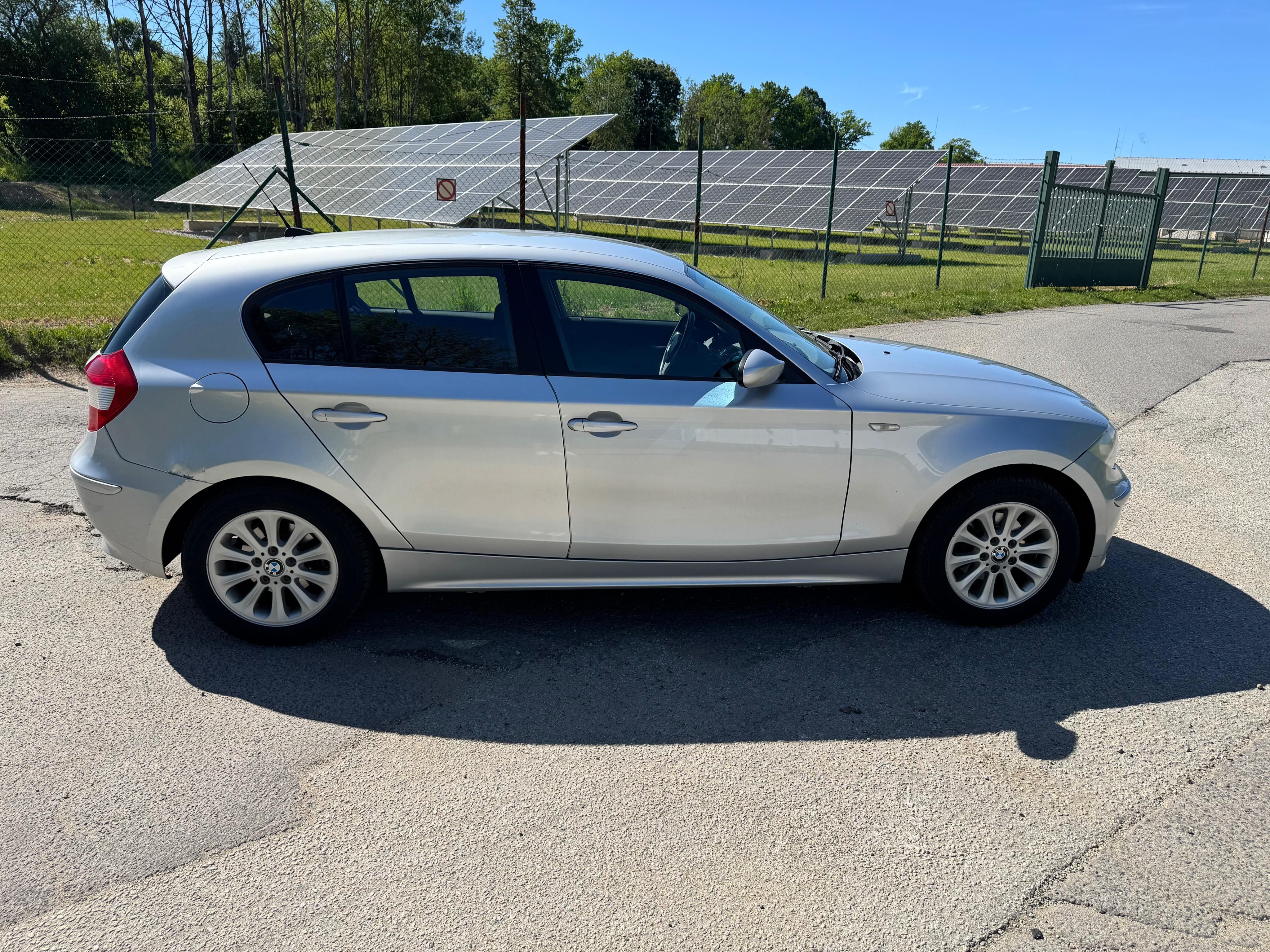 BMW Řada 1, 1.6 - fotka 3