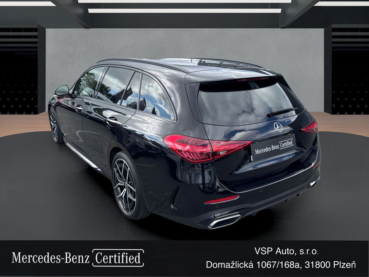 Mercedes-Benz Třídy C, AMG paket 300 4MATIC kombi - fotka 3