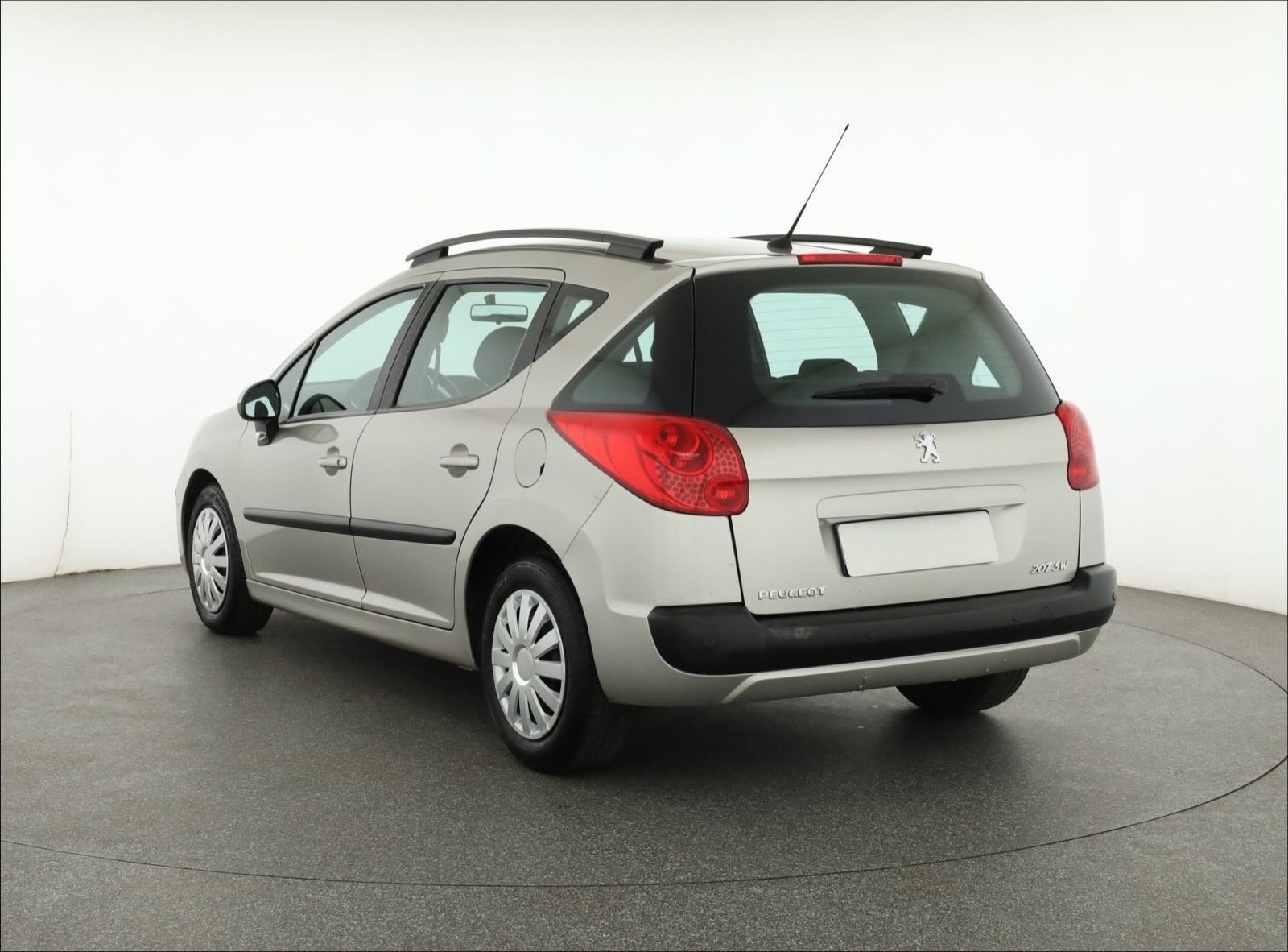 Peugeot 207, 1.4 VTi, Parkovací asistent - fotka 4