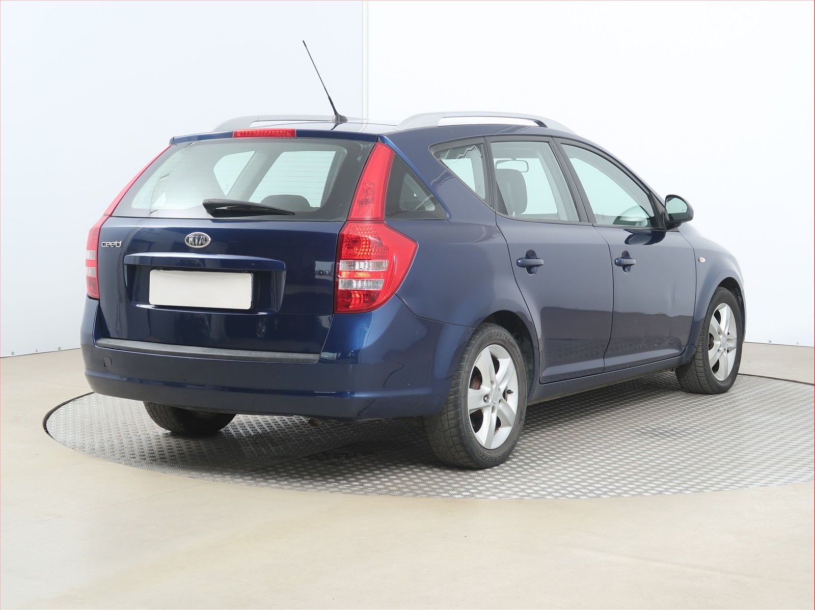 Kia Cee´d, 1.6 CVVT, Automatická klima - fotka 5