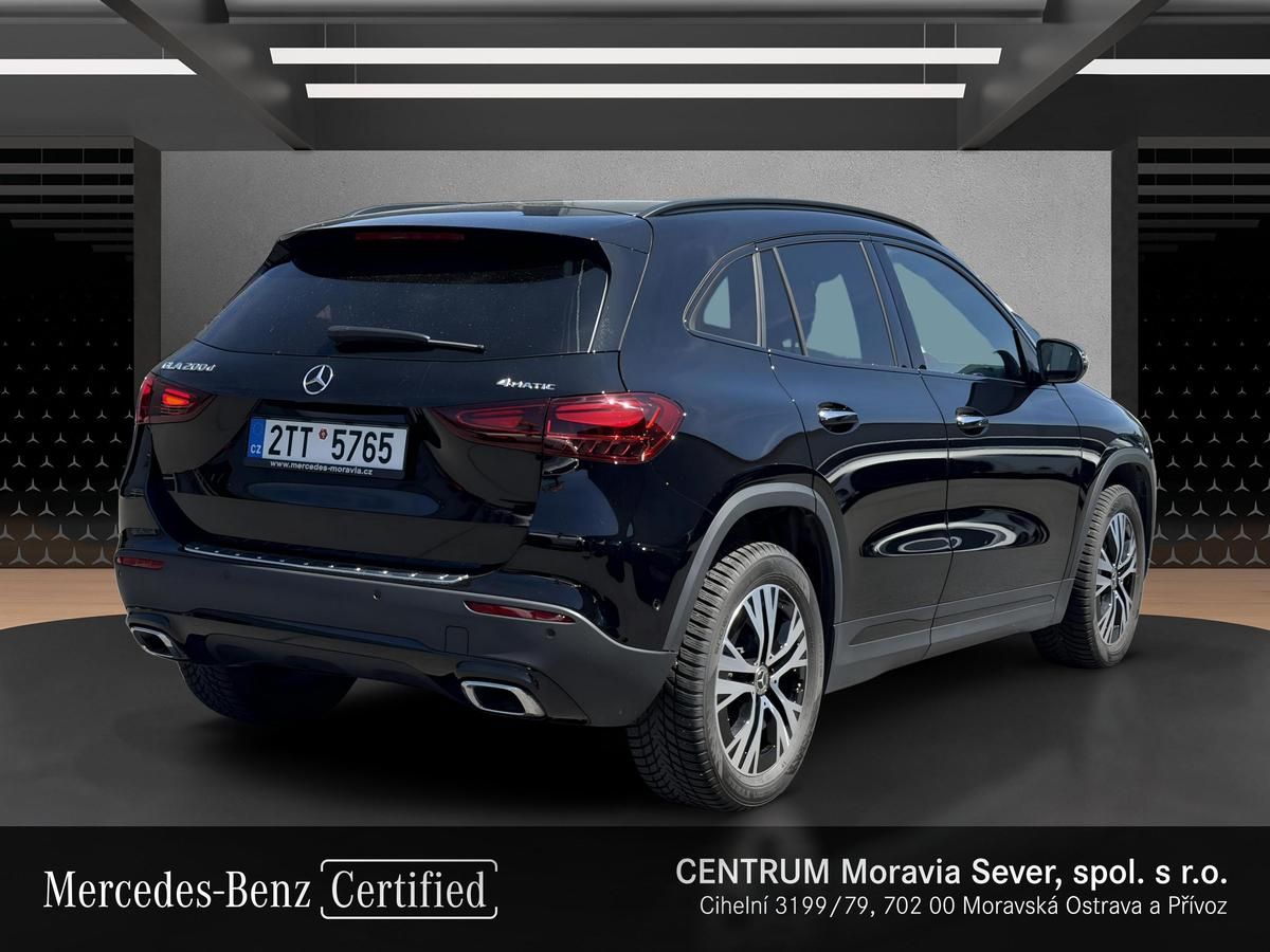 Mercedes-Benz GLA, 200d 4MATIC - fotka 5