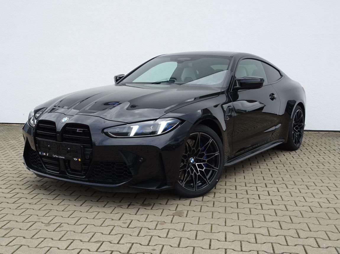 BMW M4, Competition M xDrive