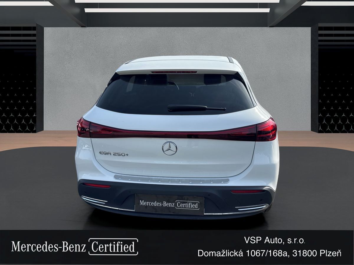 Mercedes-Benz EQA, 250+ - fotka 4