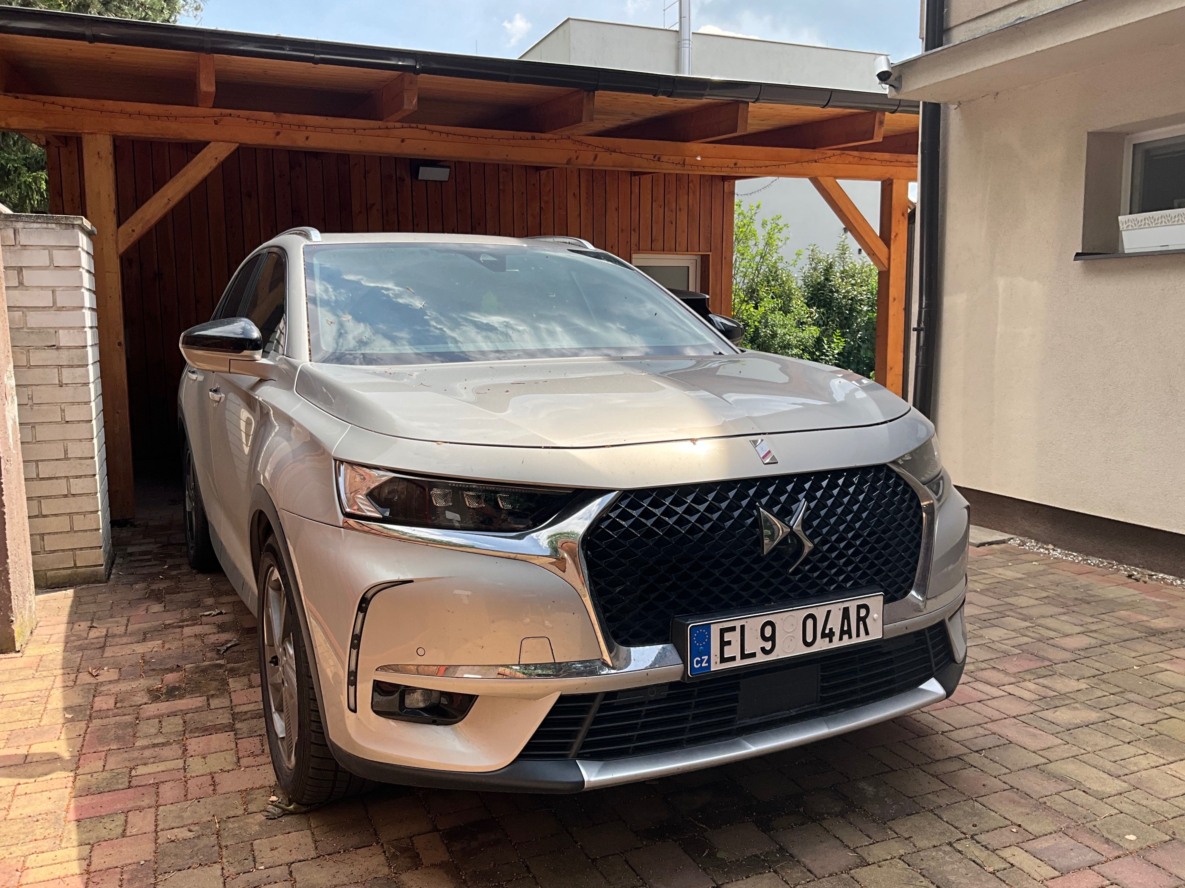 DS 7 Crossback, E-Tense 4x4 Opera plug-in - fotka 2