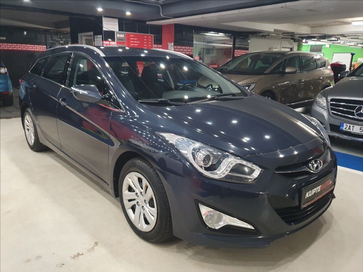 Hyundai i40, 1,7 CRDi 100kW  Experience - fotka 2