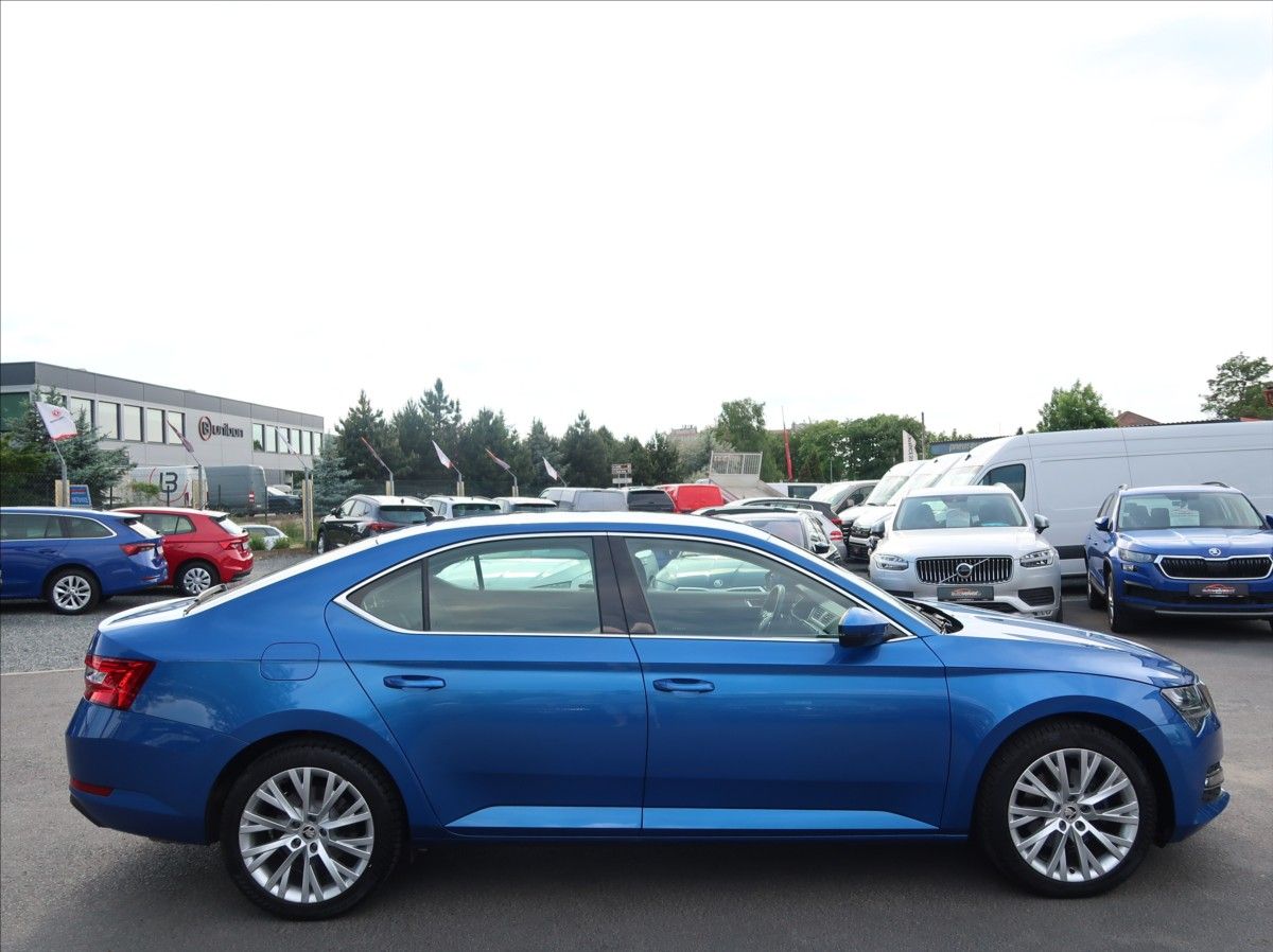 Škoda Superb, 2,0 TSi,140kW,NovéČR,Style,DPH - fotka 5