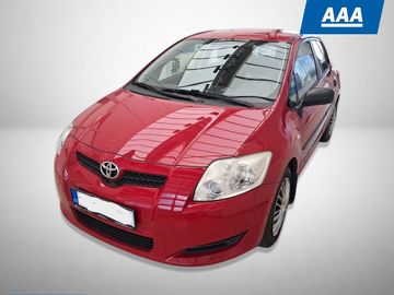 1.3 Dual VVT-i, ČR,1.maj