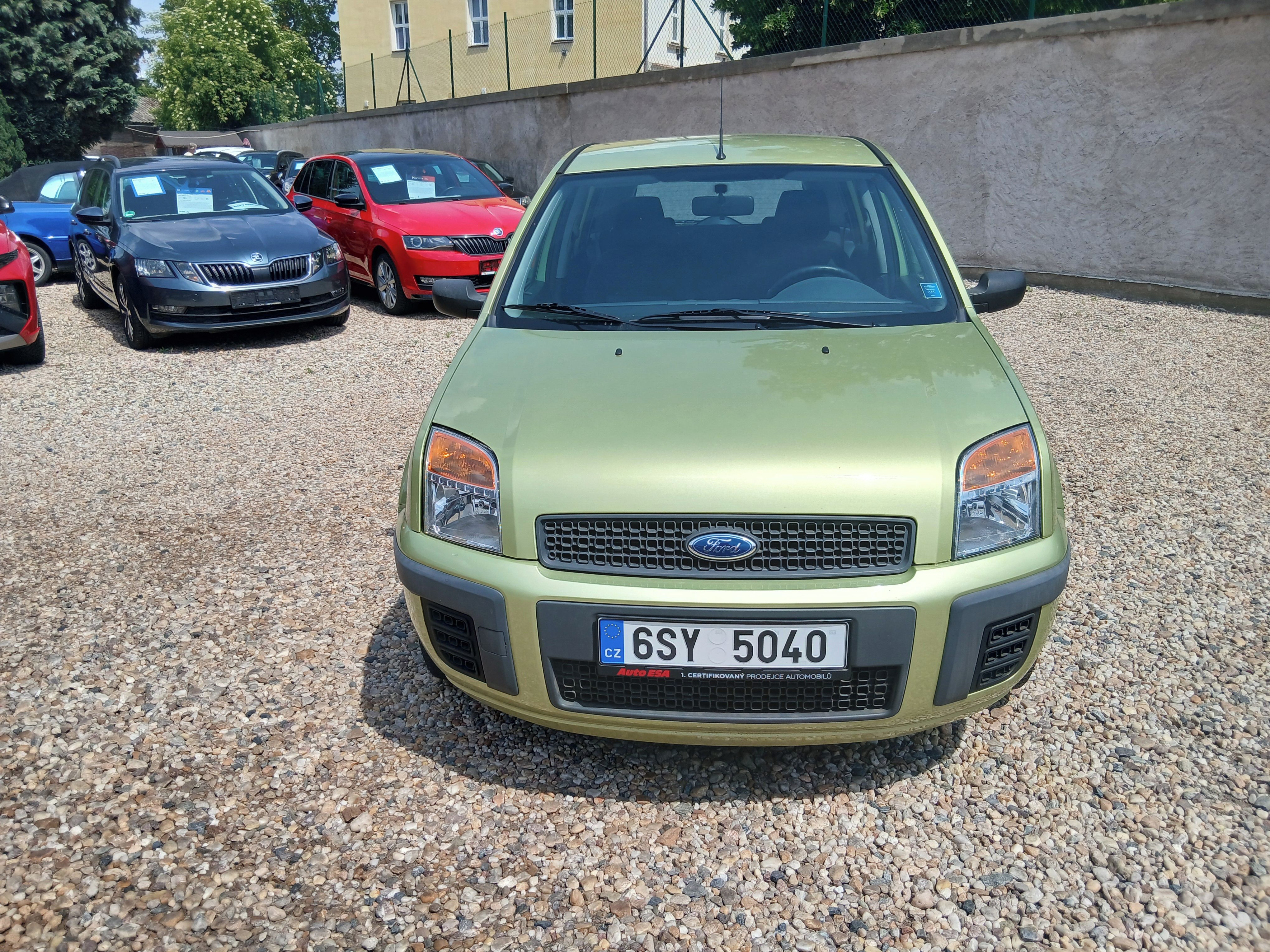 Ford Fusion, 1.4 16V 59KW Naj: 43.200Km - fotka 2