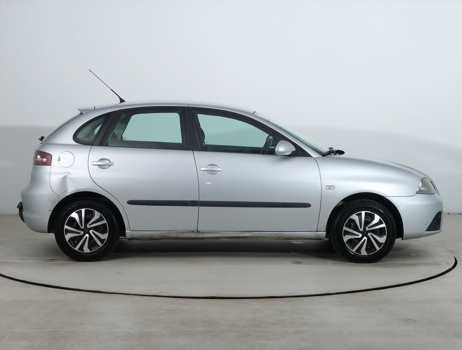 Seat Ibiza, 1.4 16V, po STK, Tažné - fotka 6