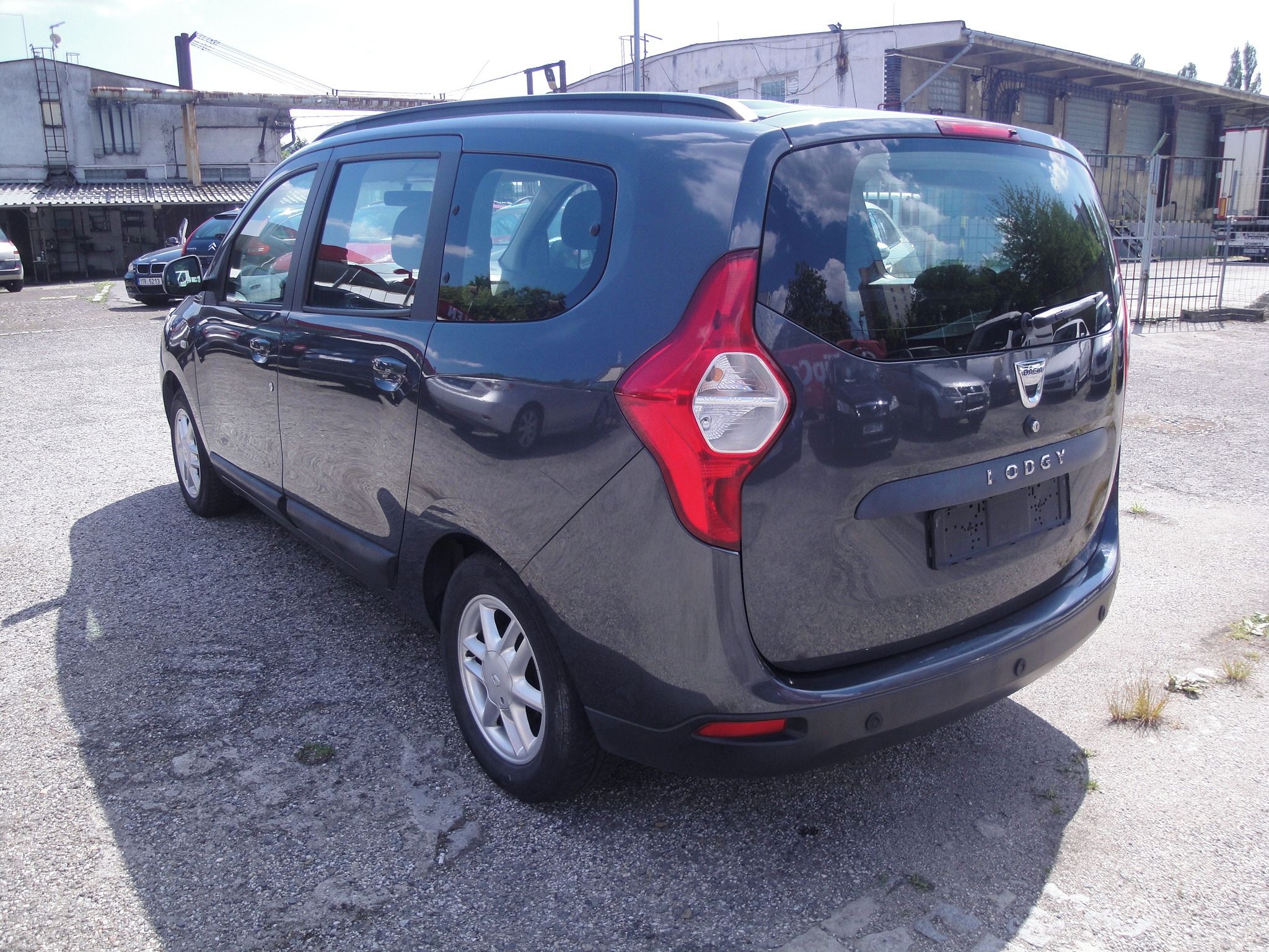 Dacia Lodgy, 1.2 85kw 7-míst Vyh.sedačky - fotka 4
