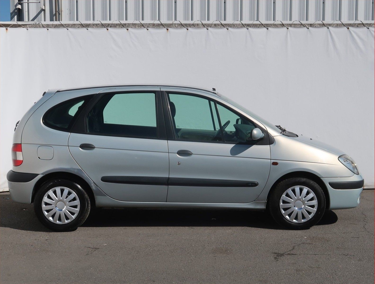 Renault Scénic, 1.6i, Klima, za dobrou cenu - fotka 6