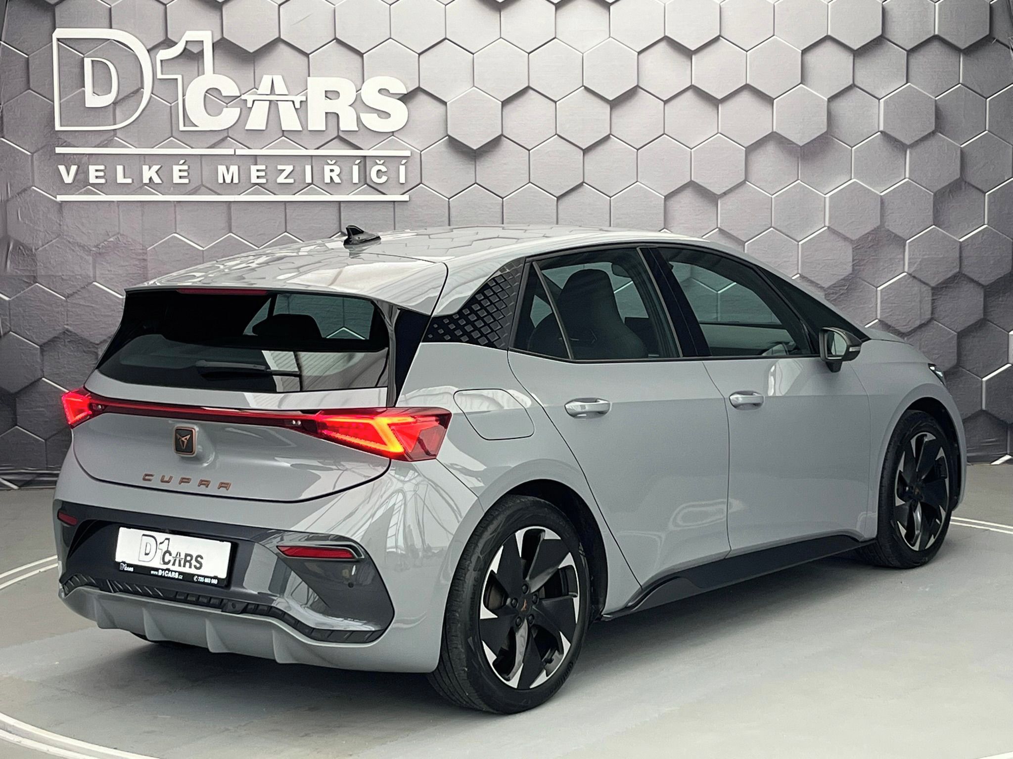 Cupra Born, 170kW/77kWh e-Boost 91.6 % SoH - fotka 6