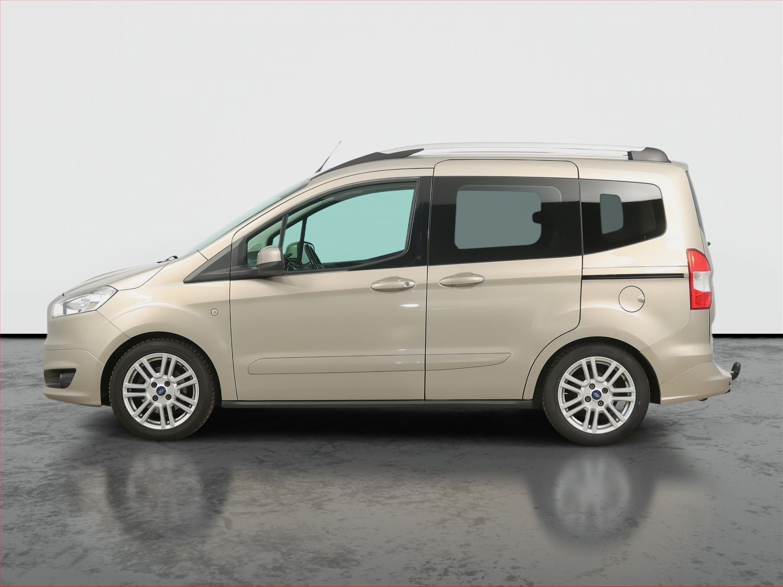 Ford Tourneo Courier, 1.6 TDCi, 5Míst, Klima - fotka 3
