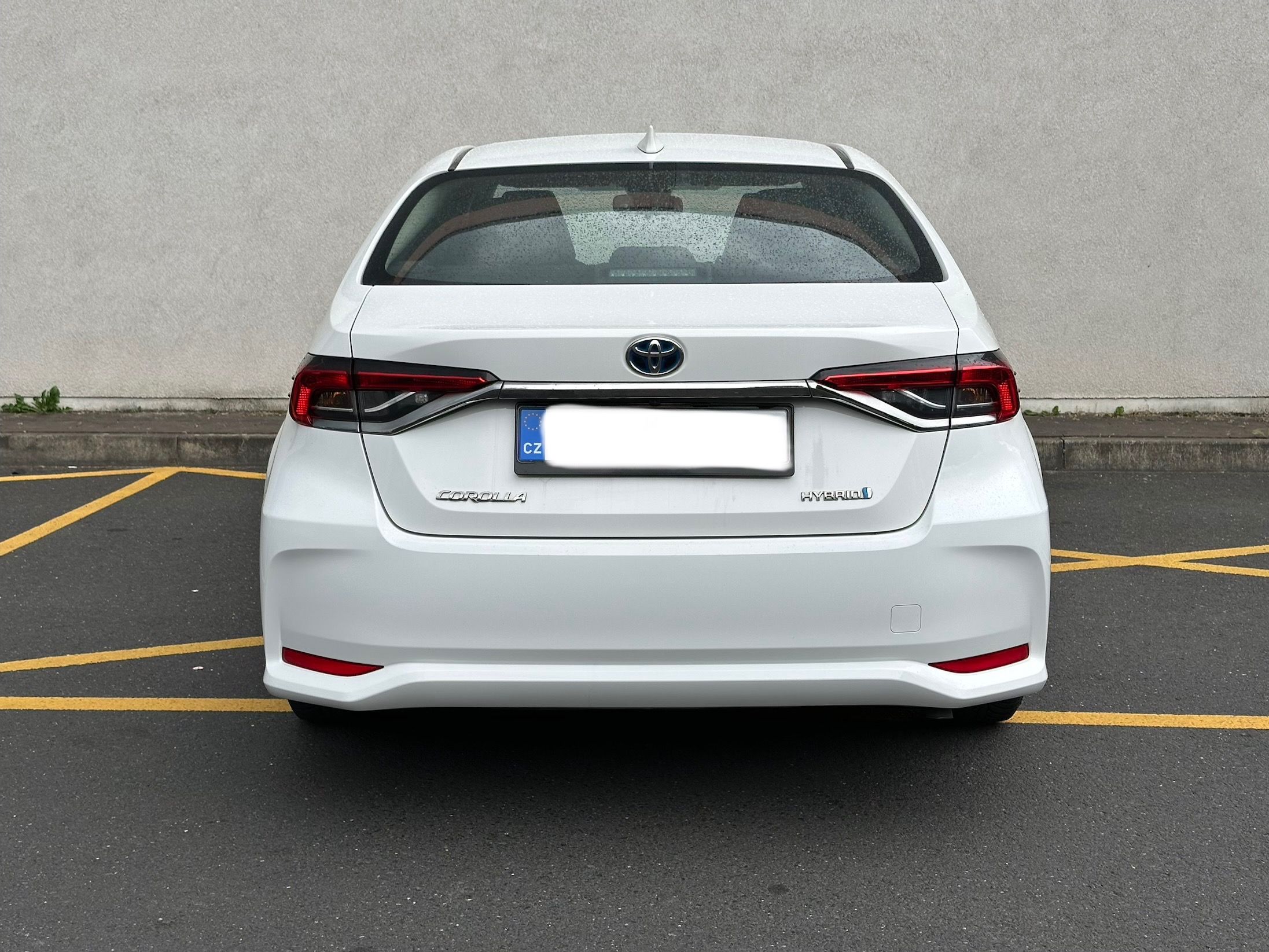 Toyota Corolla, Hybrid,1.maj.Čr,DPH - fotka 6