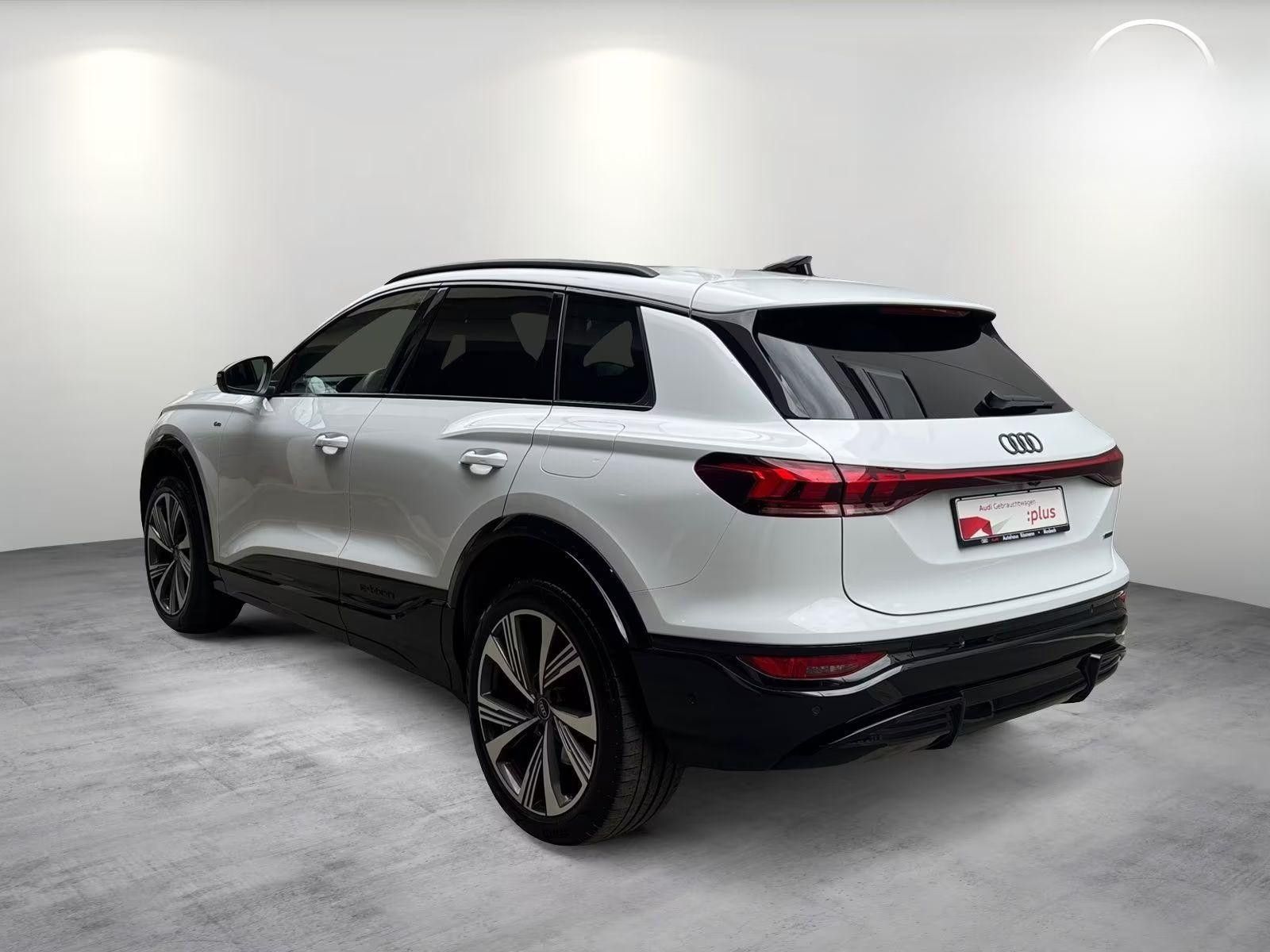Audi Q6 e-tron, qu S line * PANO* MATRIX - fotka 4