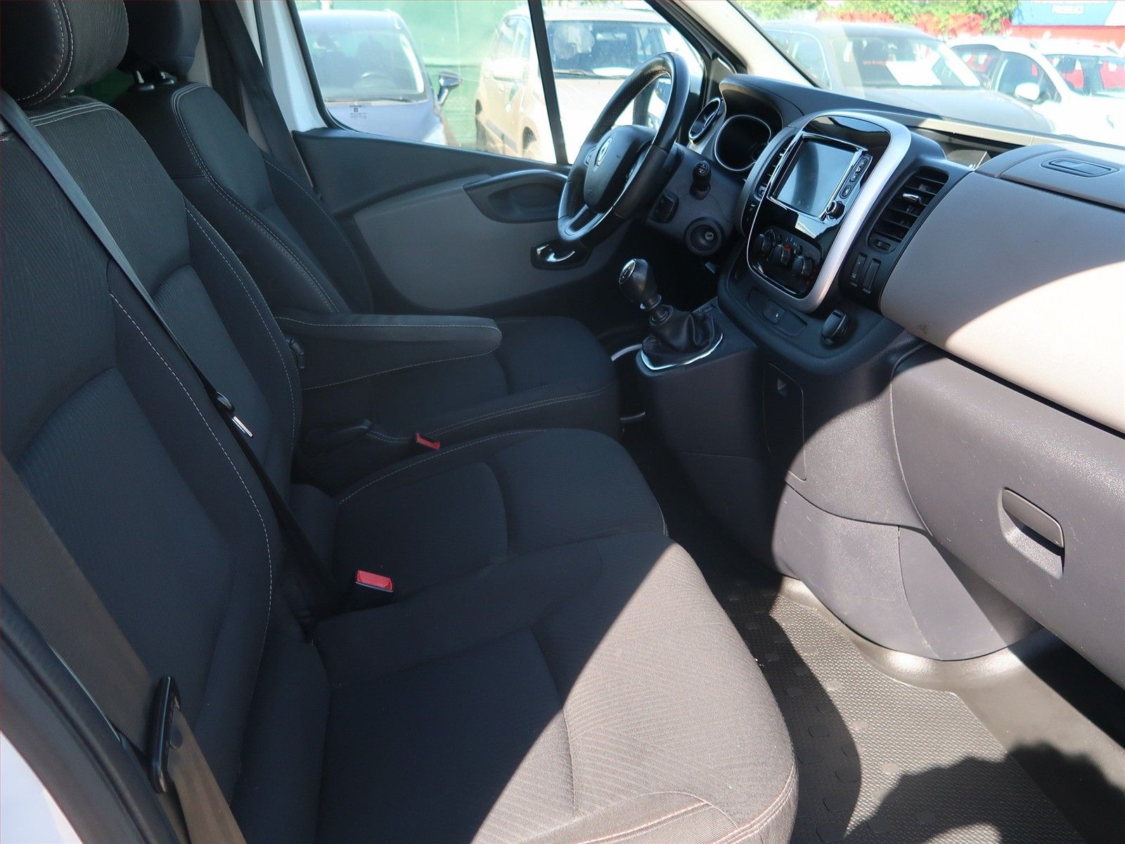Renault Trafic, 1.6 dCi, Bus, 9Míst, Klima, ČR - fotka 5