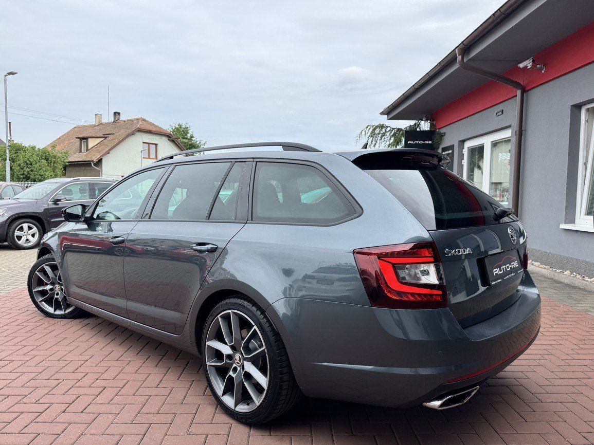 Škoda Octavia, RS 2.0 TDi DSG ACC LED 135kW - fotka 3