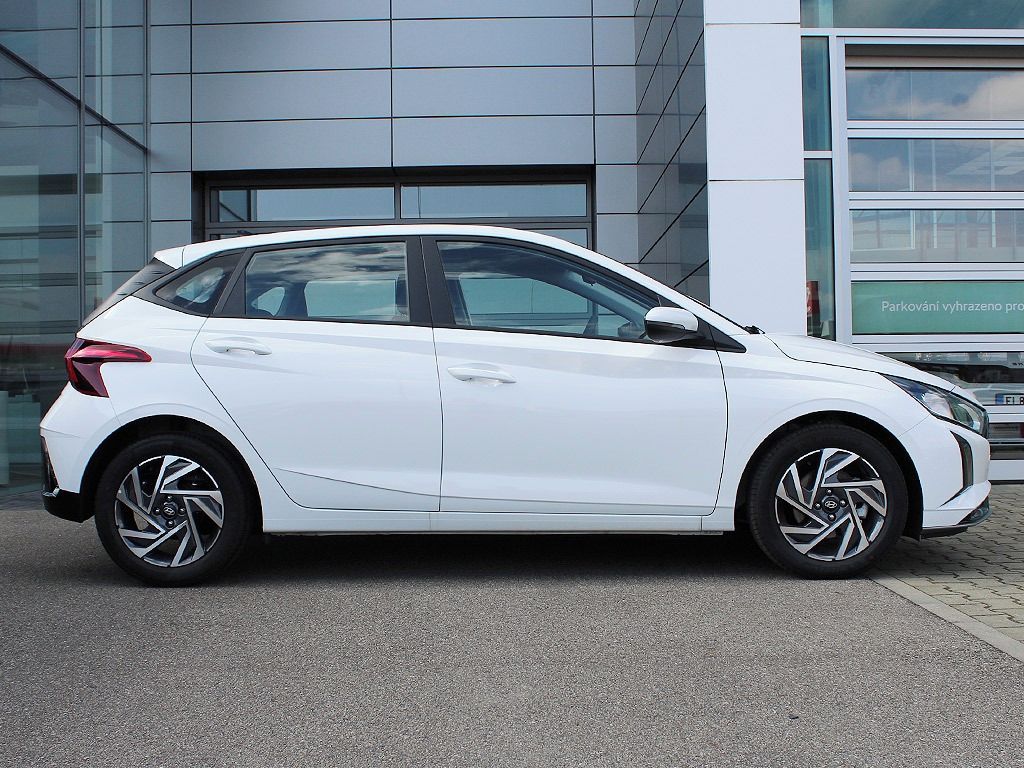 Hyundai i20, 1,2i WAVE - fotka 6