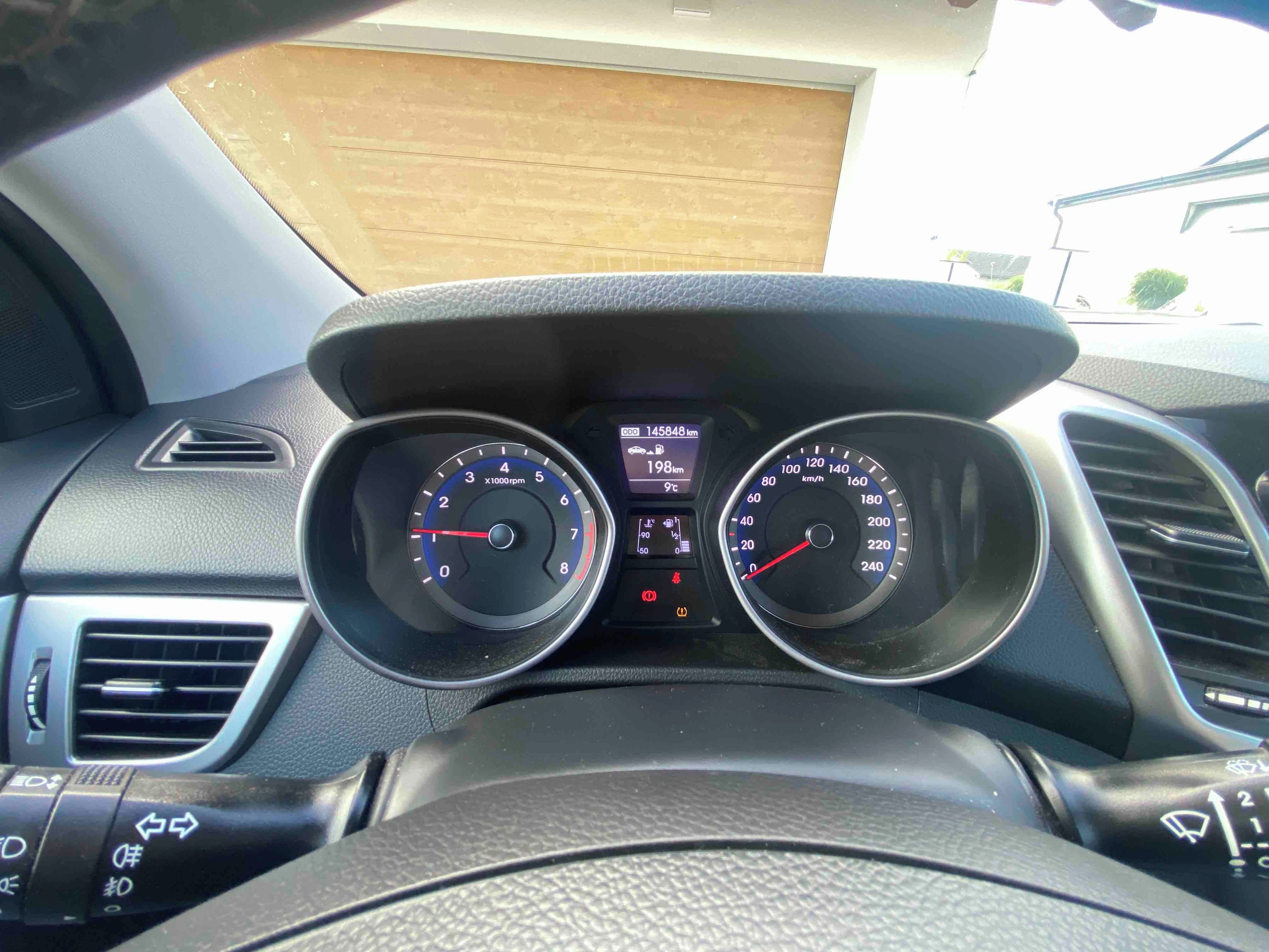 Hyundai i30, Hyundai i30 kombi 2015 1.6 88k - fotka 6