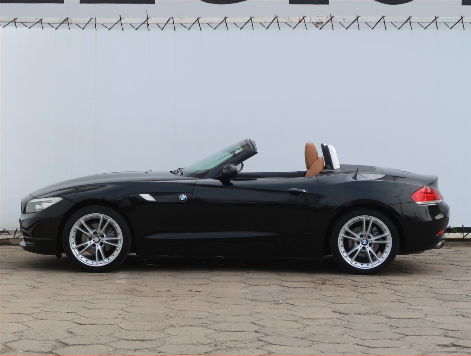 BMW Z4, sDrive20i, Kůže, Bi-Xenony - fotka 3