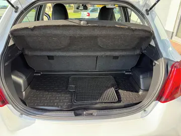 Auto 22