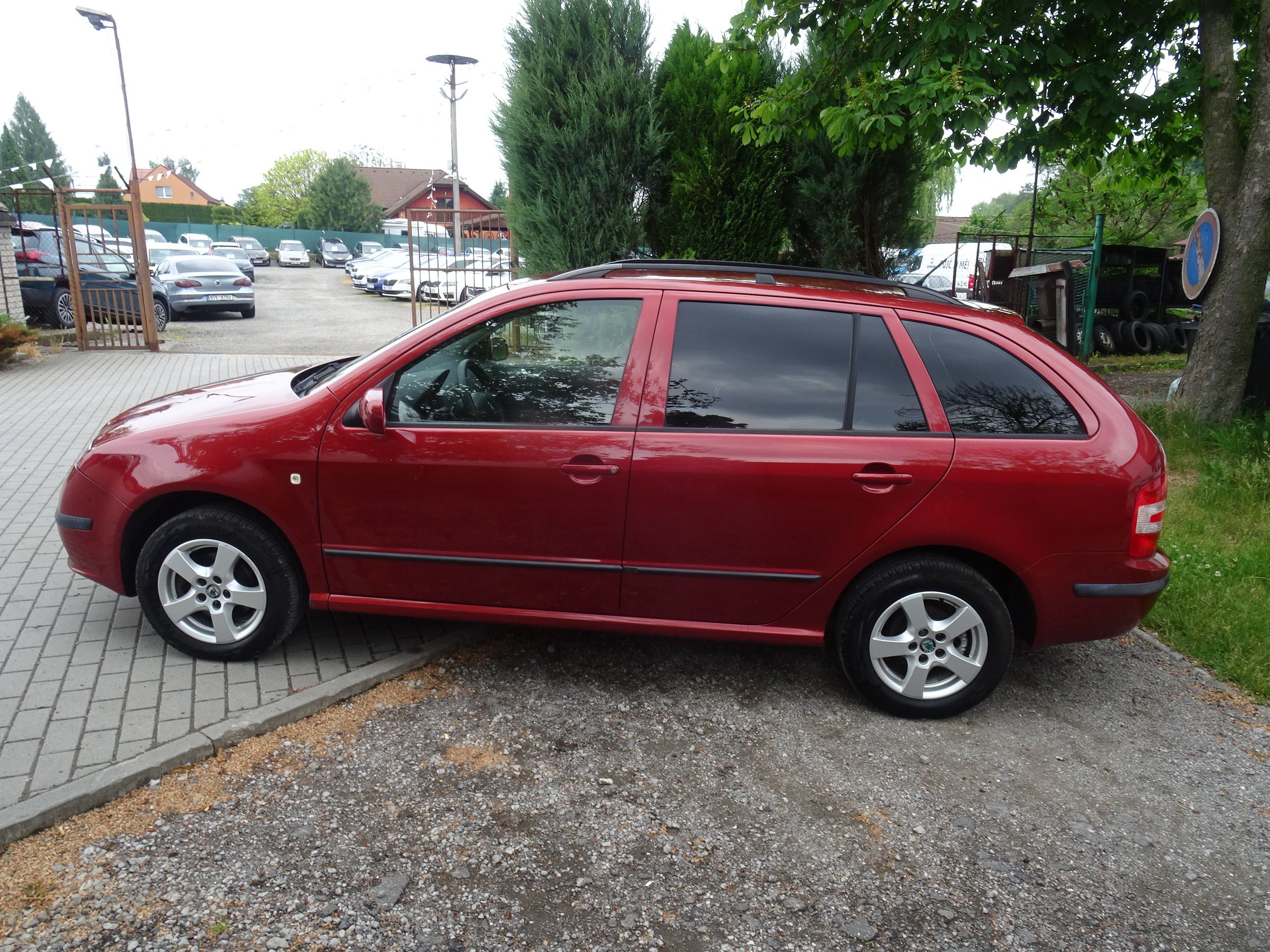 Škoda Fabia, 1.4 16V pravidelný servis !! - fotka 5