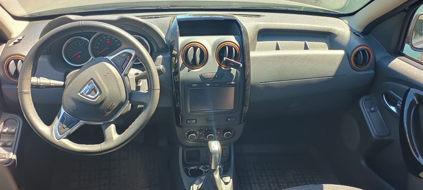 Dacia Duster, AUTOMAT, malý nájezd, 1,5D - fotka 4