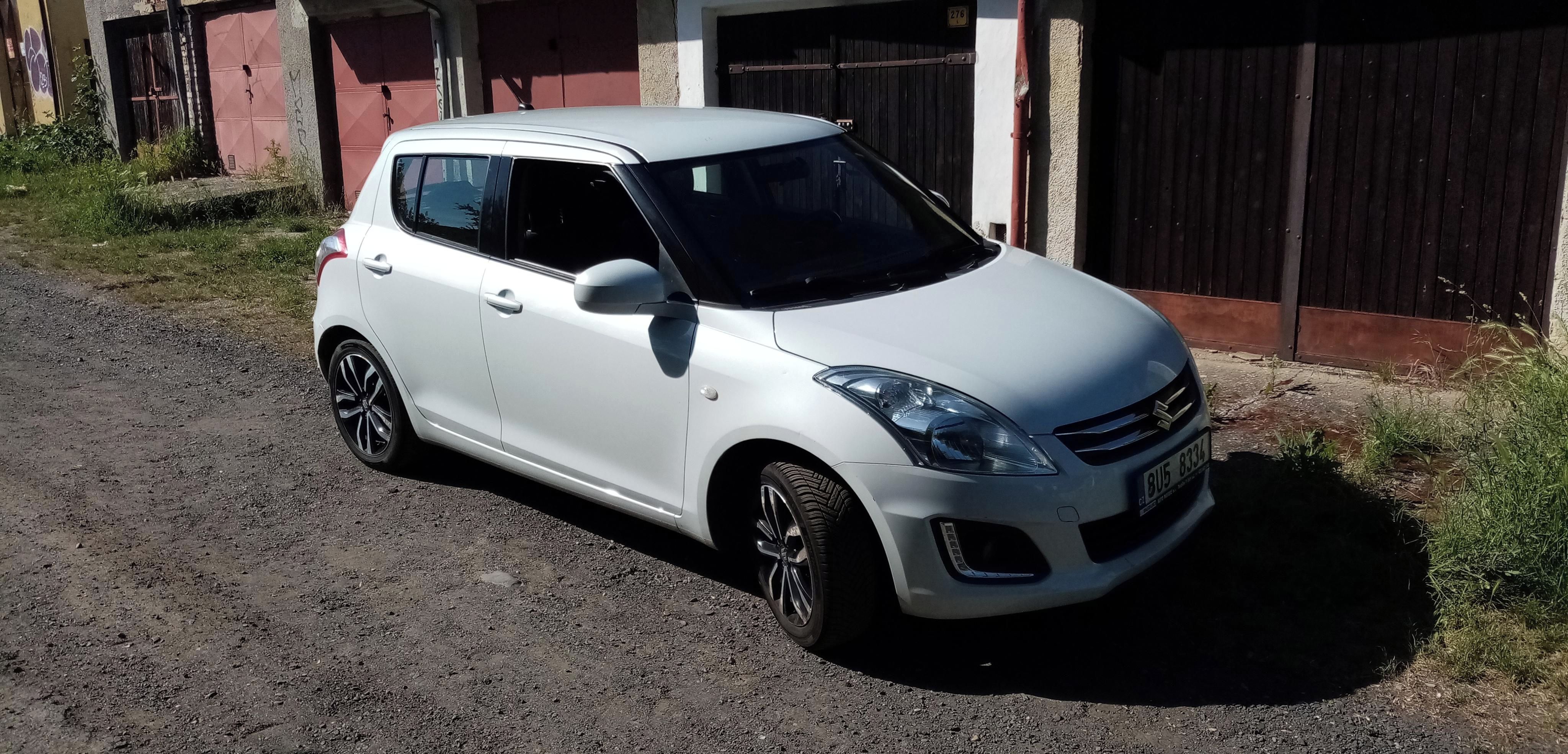 Suzuki Swift, Violet Edition – jen 52 000 km