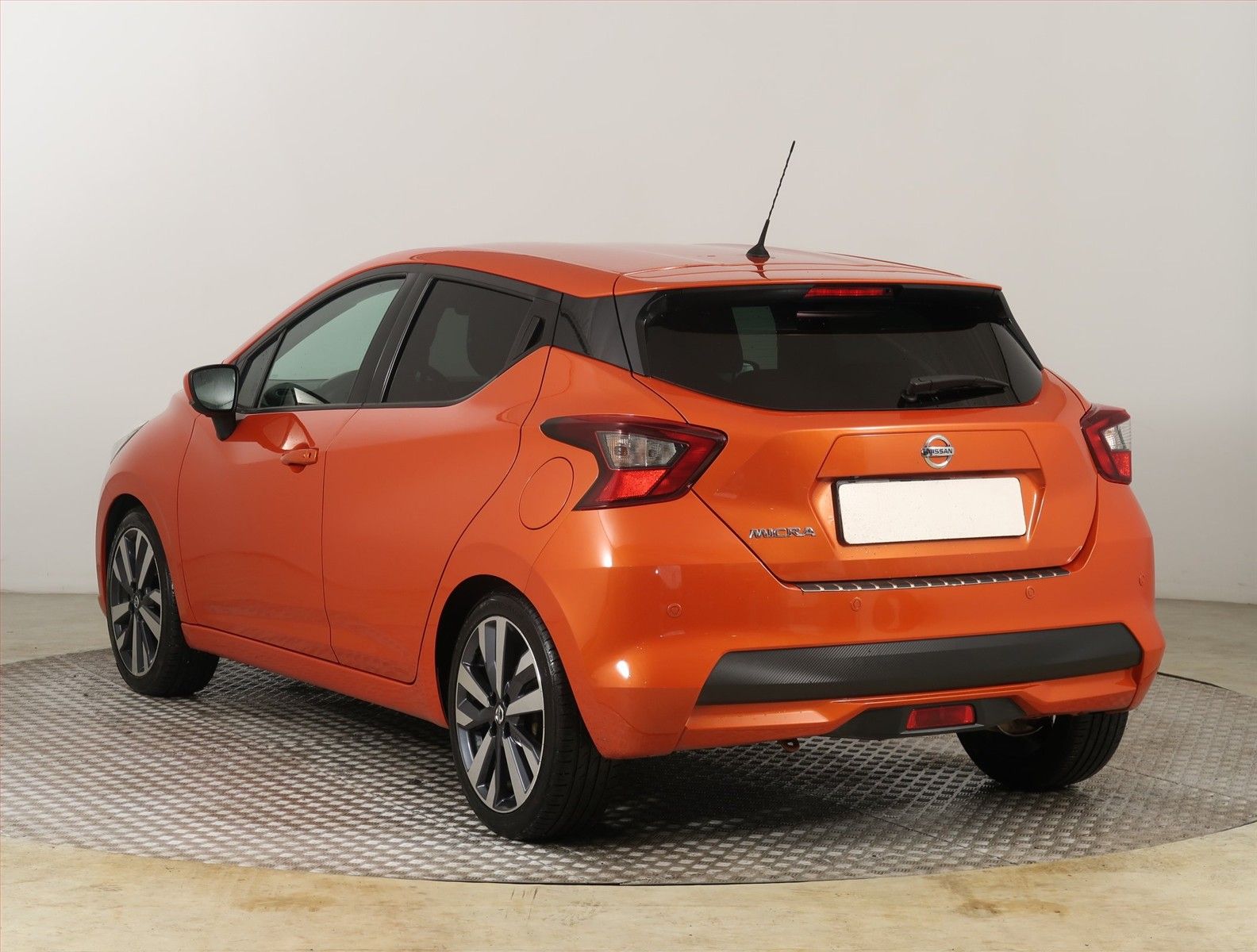 Nissan Micra, 0.9 IG-T, Serv.kniha, Navi - fotka 4