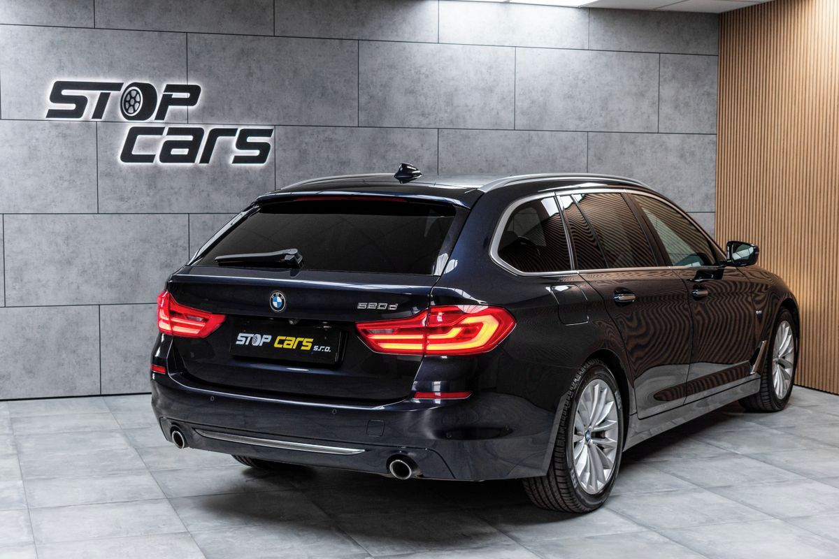 BMW Řada 5, 520d LUXURY LINE*KAMERA - fotka 6