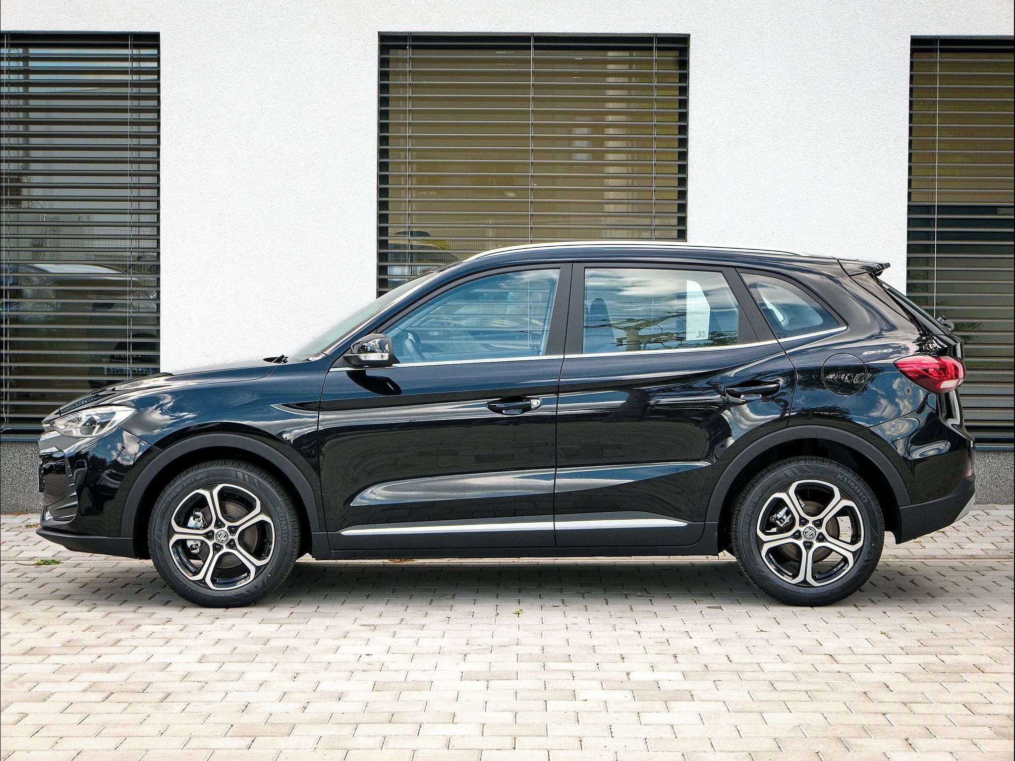 MG ZS, 1.5 Hybrid+ Emotion, Skladem - fotka 3