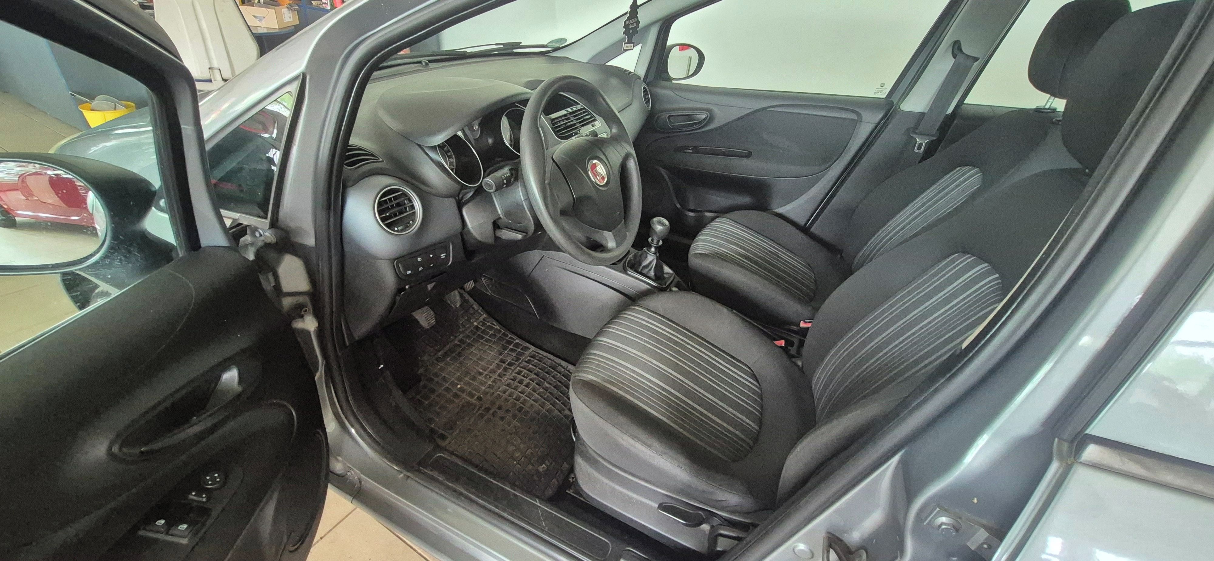 Fiat Punto, 1,4 80k, mod.2011, klima, - fotka 5