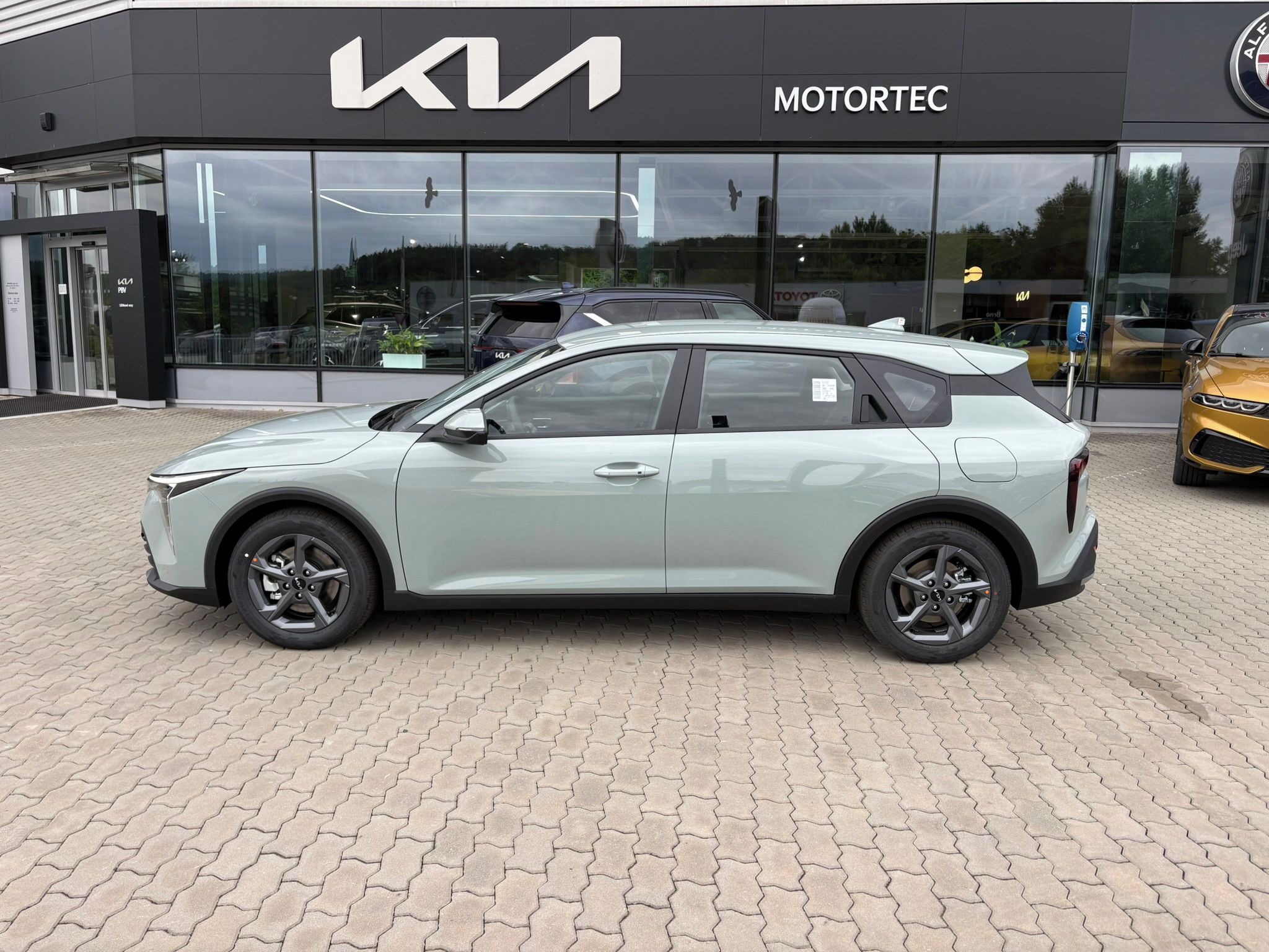 Kia K4, HB 1,0 T-GDi GPF SPIN - fotka 4