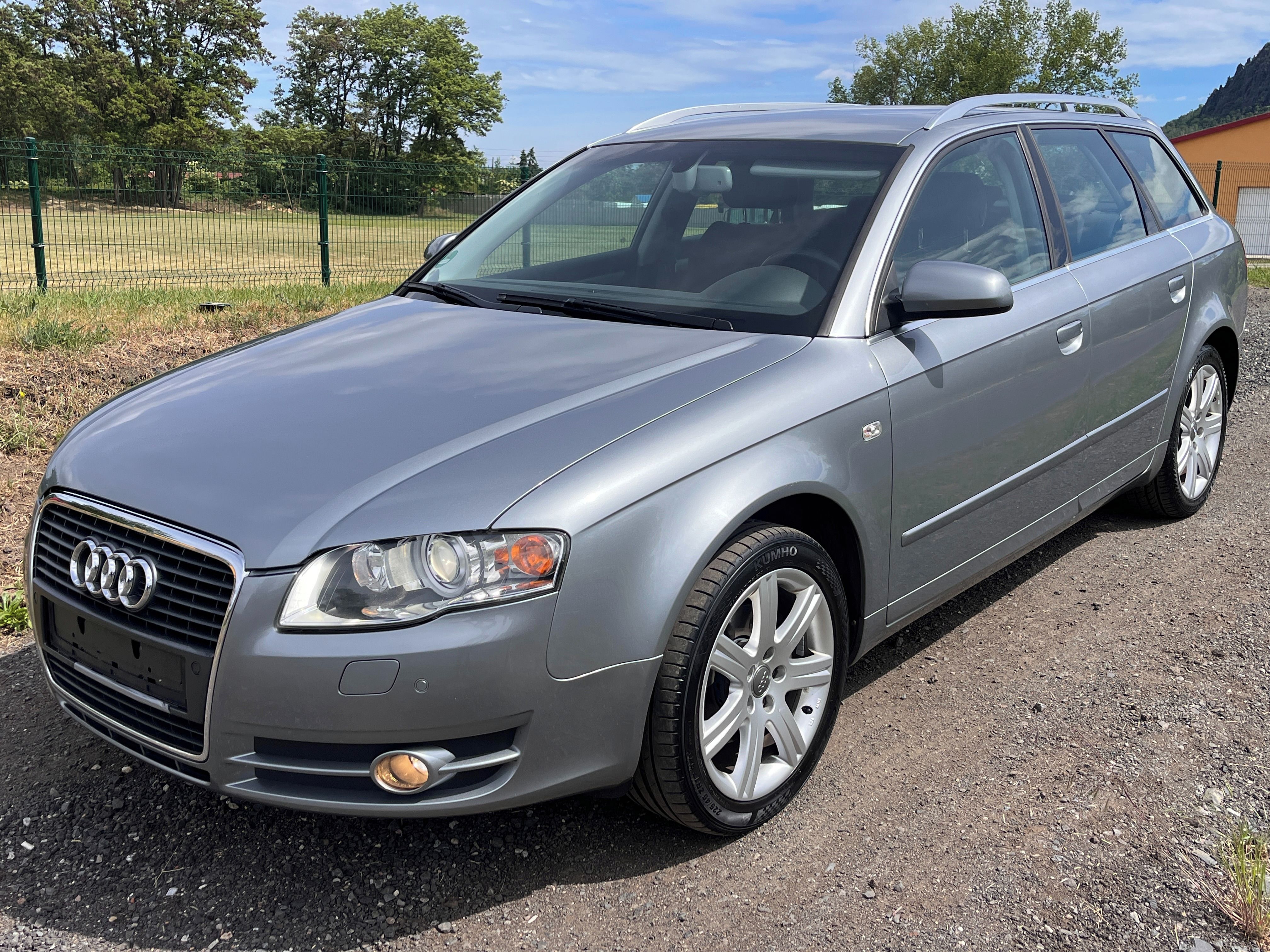 Audi A4, 2.0i 96KW,XENON,VÝHŘEV,BEZ RZI